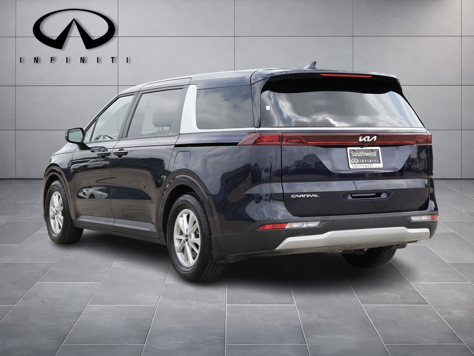 Thumbnail: 2024 Kia Carnival - 5