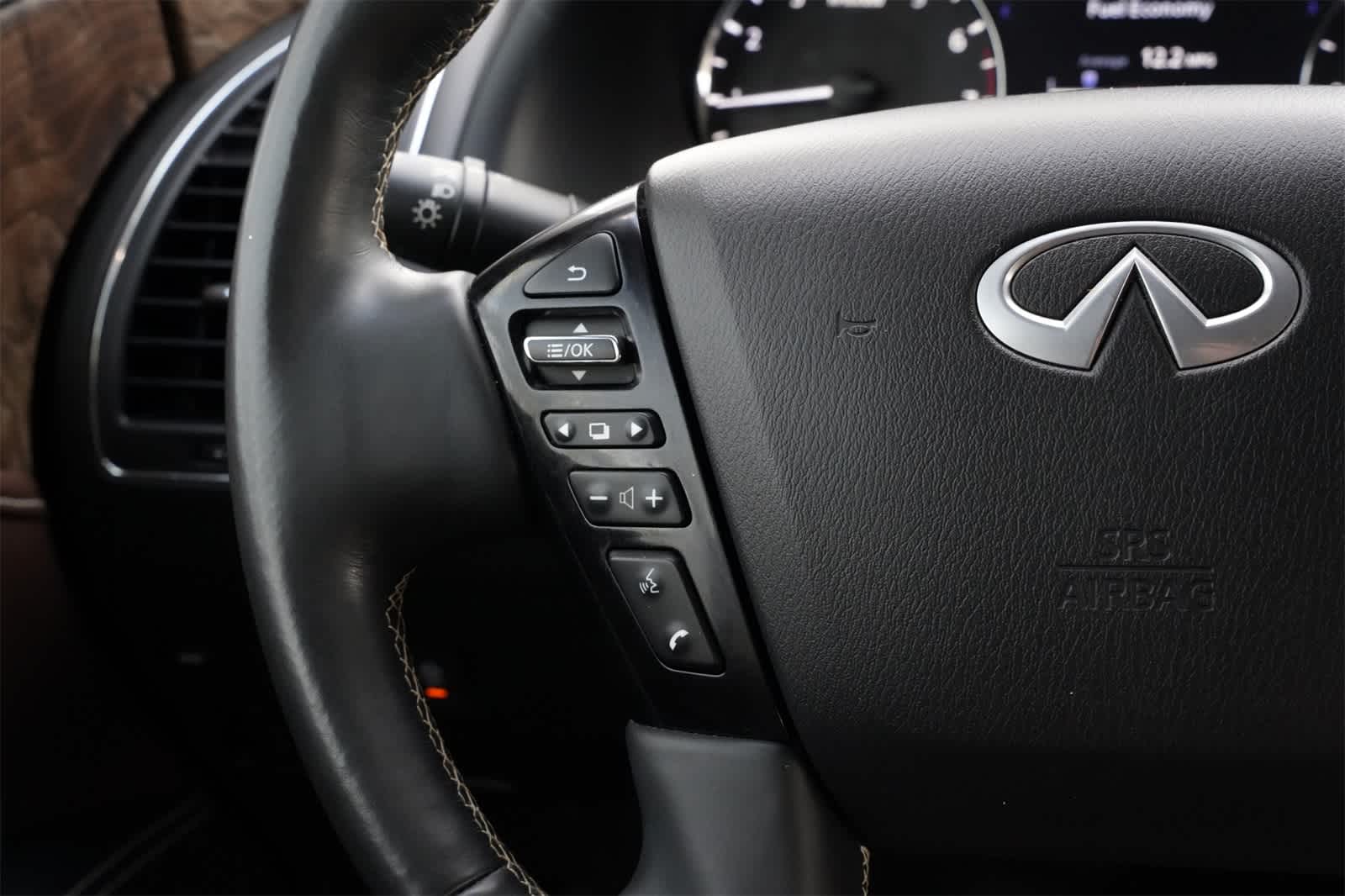 Thumbnail: 2021 INFINITI QX80 - 10