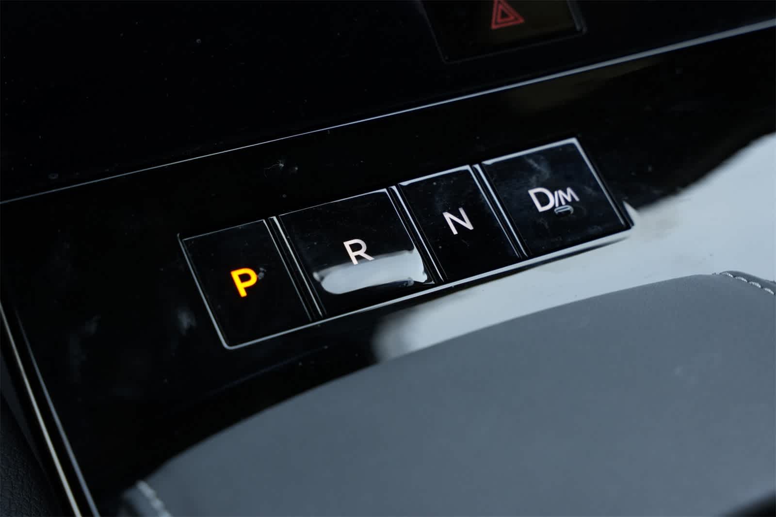 Thumbnail: 2025 INFINITI QX80 - 15