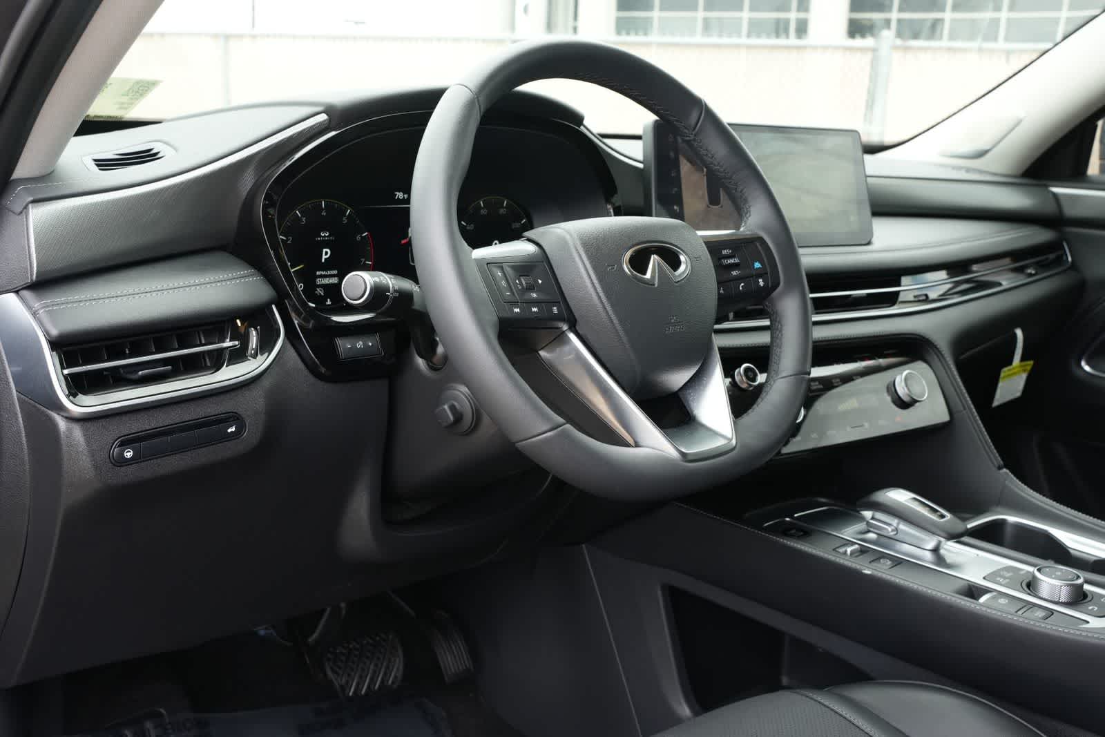 Thumbnail: 2026 INFINITI QX60 - 16