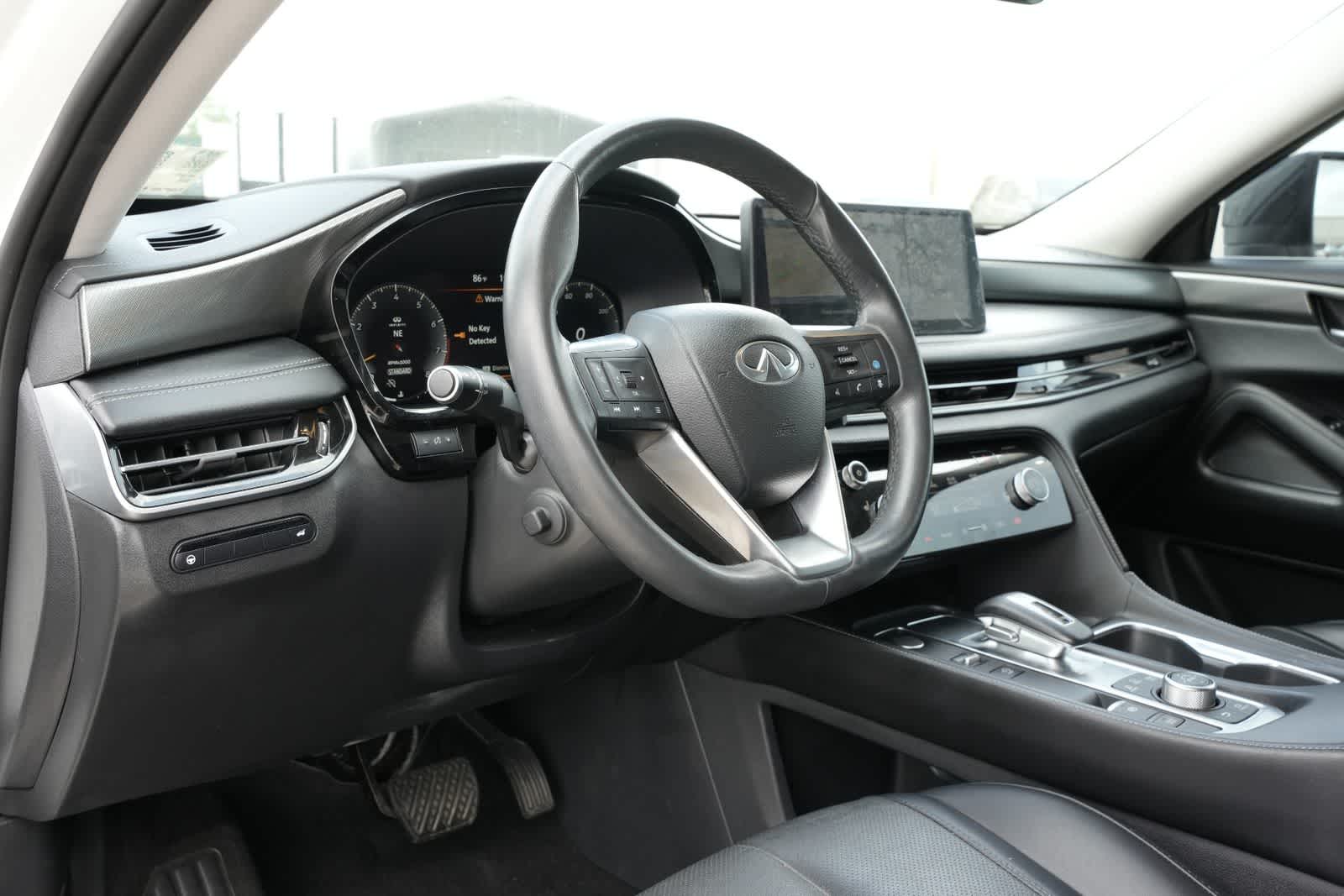 Thumbnail: 2023 INFINITI QX60 - 16