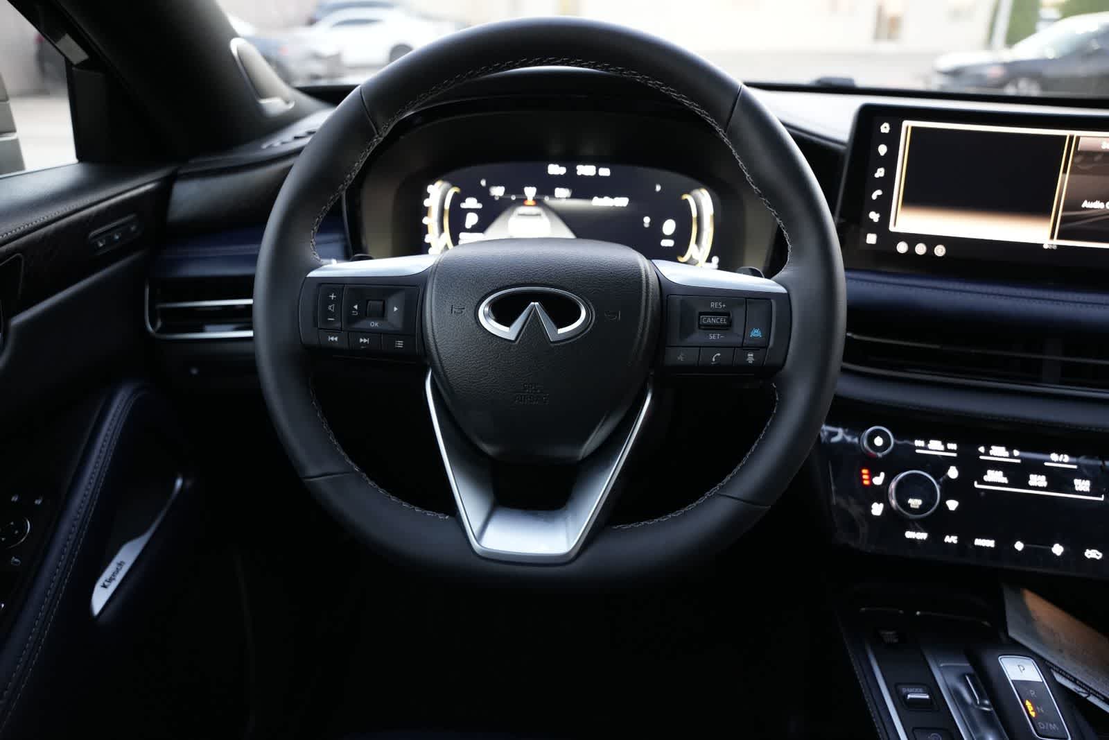 Thumbnail: 2026 INFINITI QX60 - 9