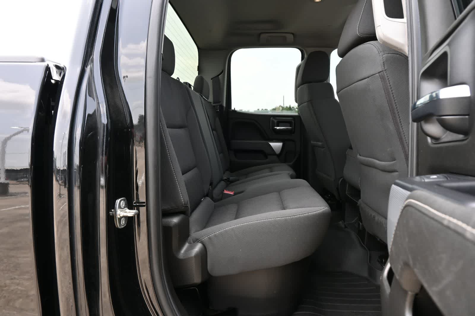 Thumbnail: 2019 Chevrolet Silverado 1500 - 19