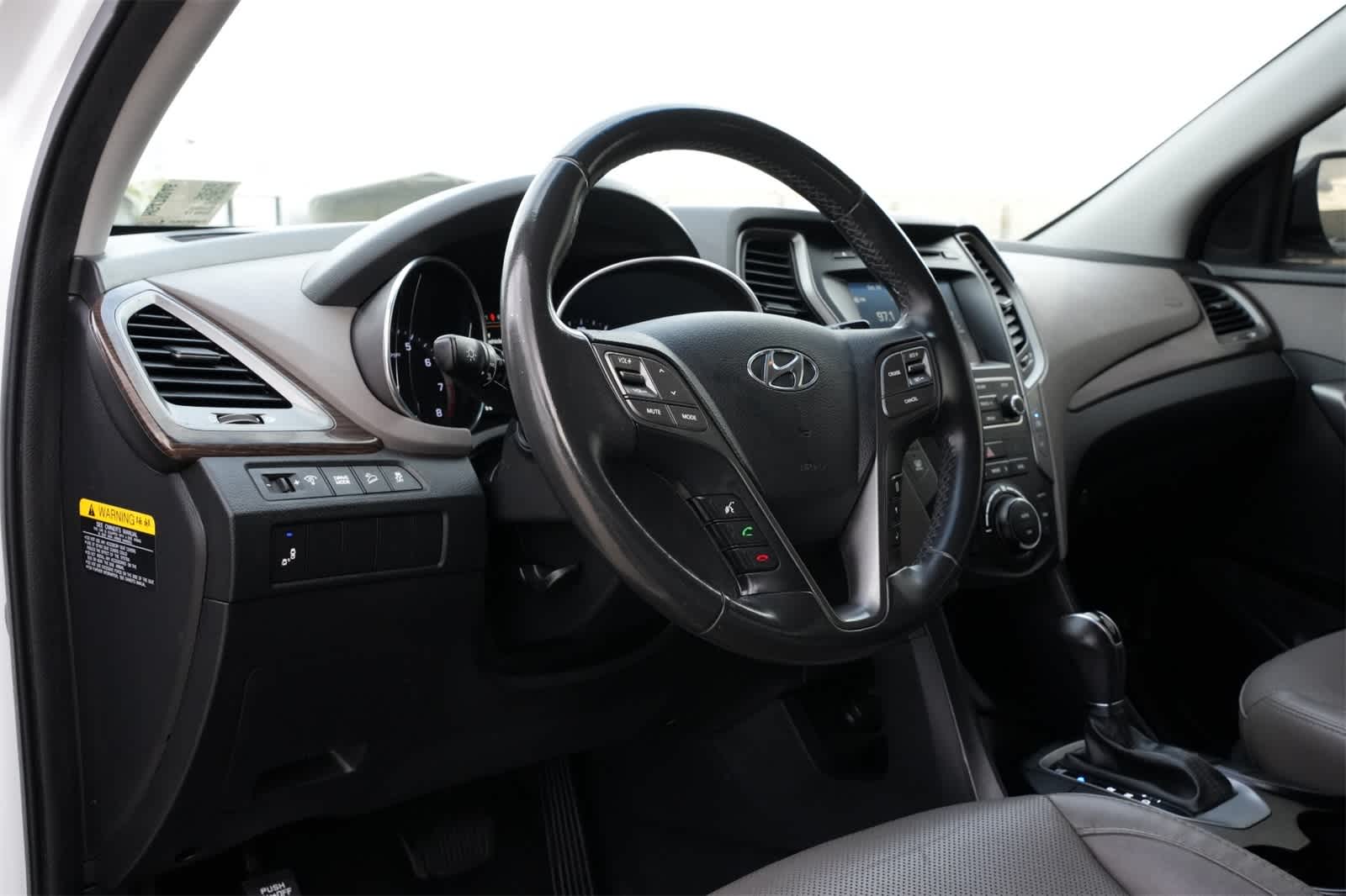 Thumbnail: 2017 Hyundai Santa Fe - 16