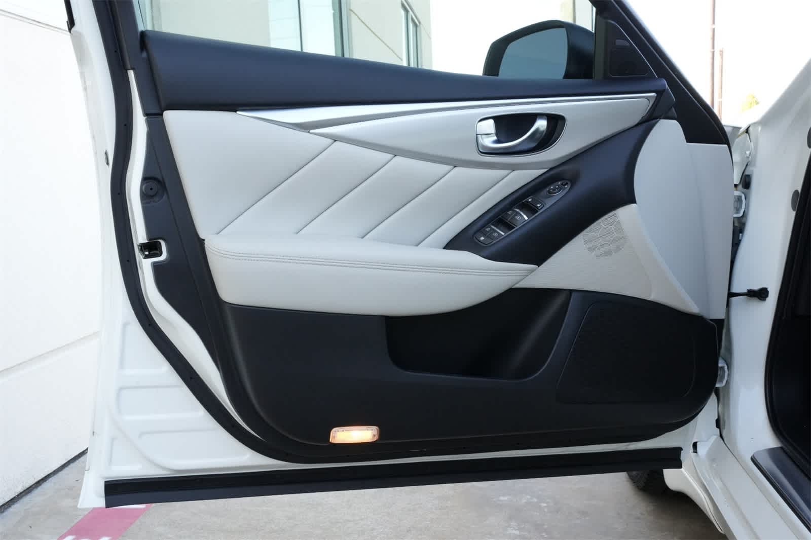 Thumbnail: 2021 INFINITI Q50 - 18