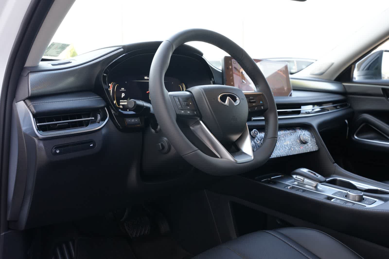 Thumbnail: 2027 INFINITI QX60 - 16