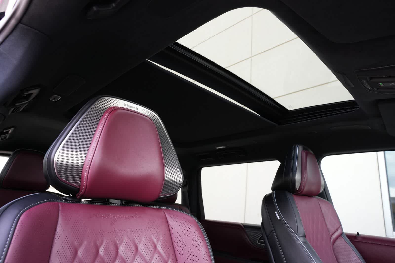 Thumbnail: 2026 INFINITI QX80 - 26