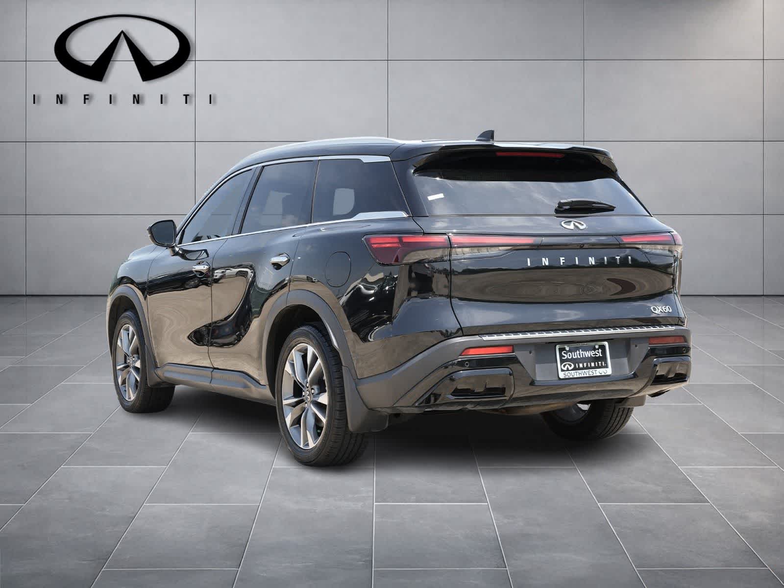 Thumbnail: 2023 INFINITI QX60 - 5