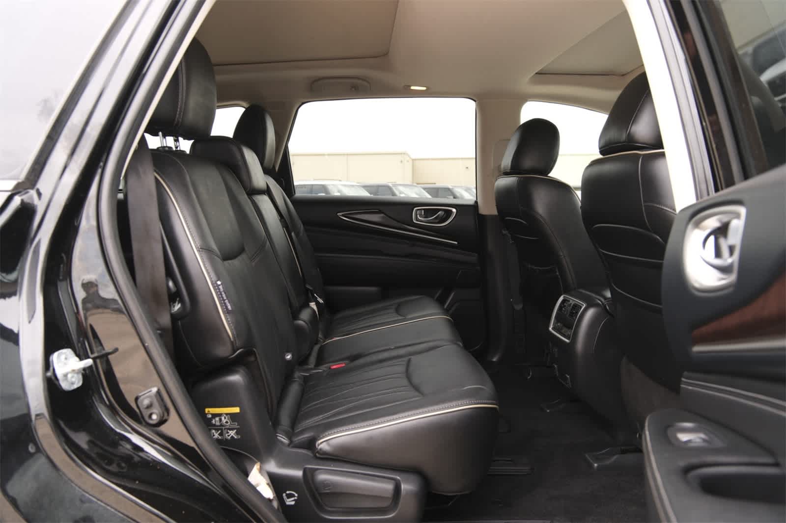 Thumbnail: 2019 INFINITI QX60 - 21