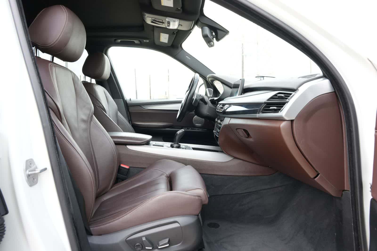 Thumbnail: 2014 BMW X5 - 23