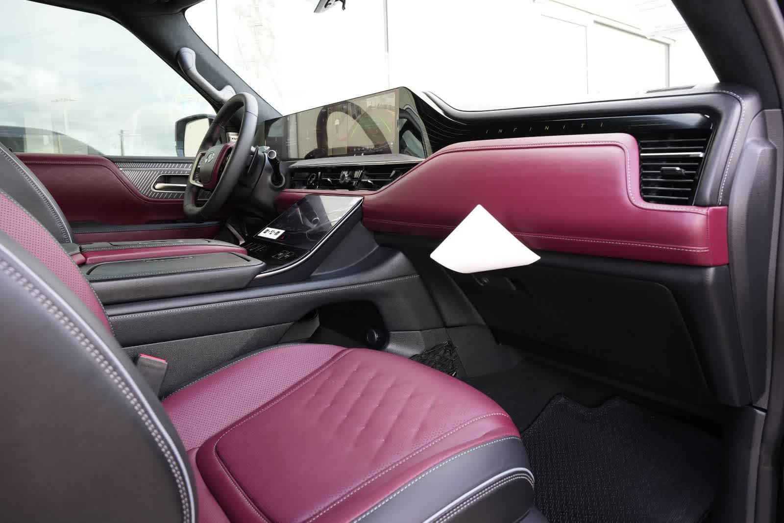 Thumbnail: 2026 INFINITI QX80 - 24