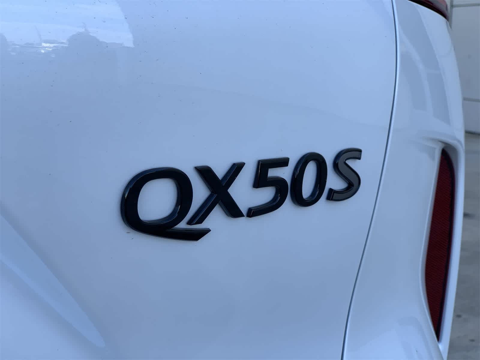 Thumbnail: 2024 INFINITI QX50 - 20