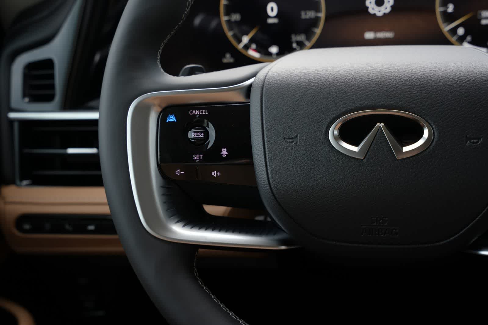 Thumbnail: 2027 INFINITI QX80 - 10