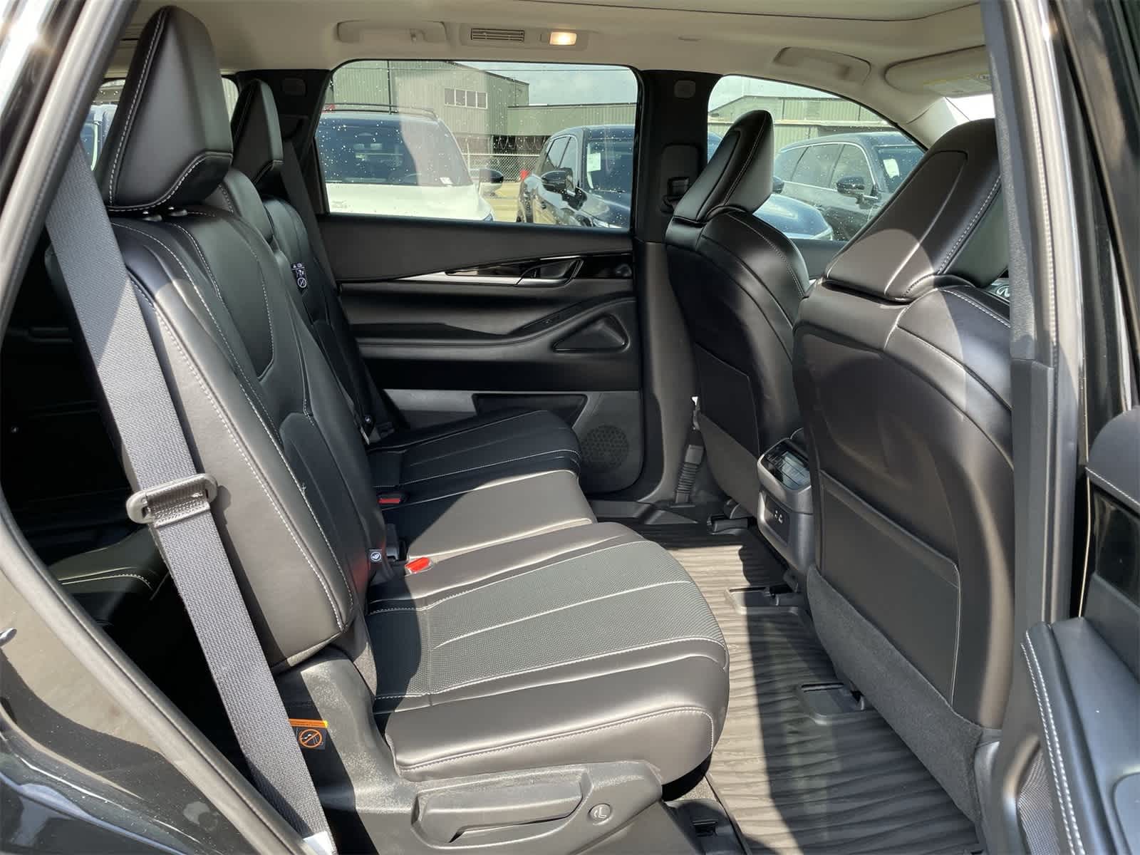 2025 INFINITI QX60 Pure 23