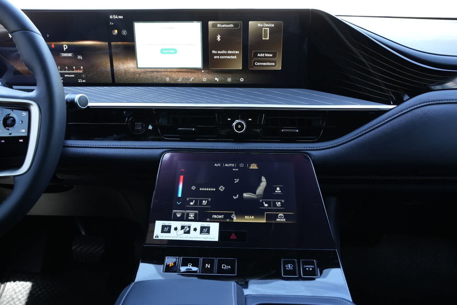 Thumbnail: 2026 INFINITI QX80 - 13