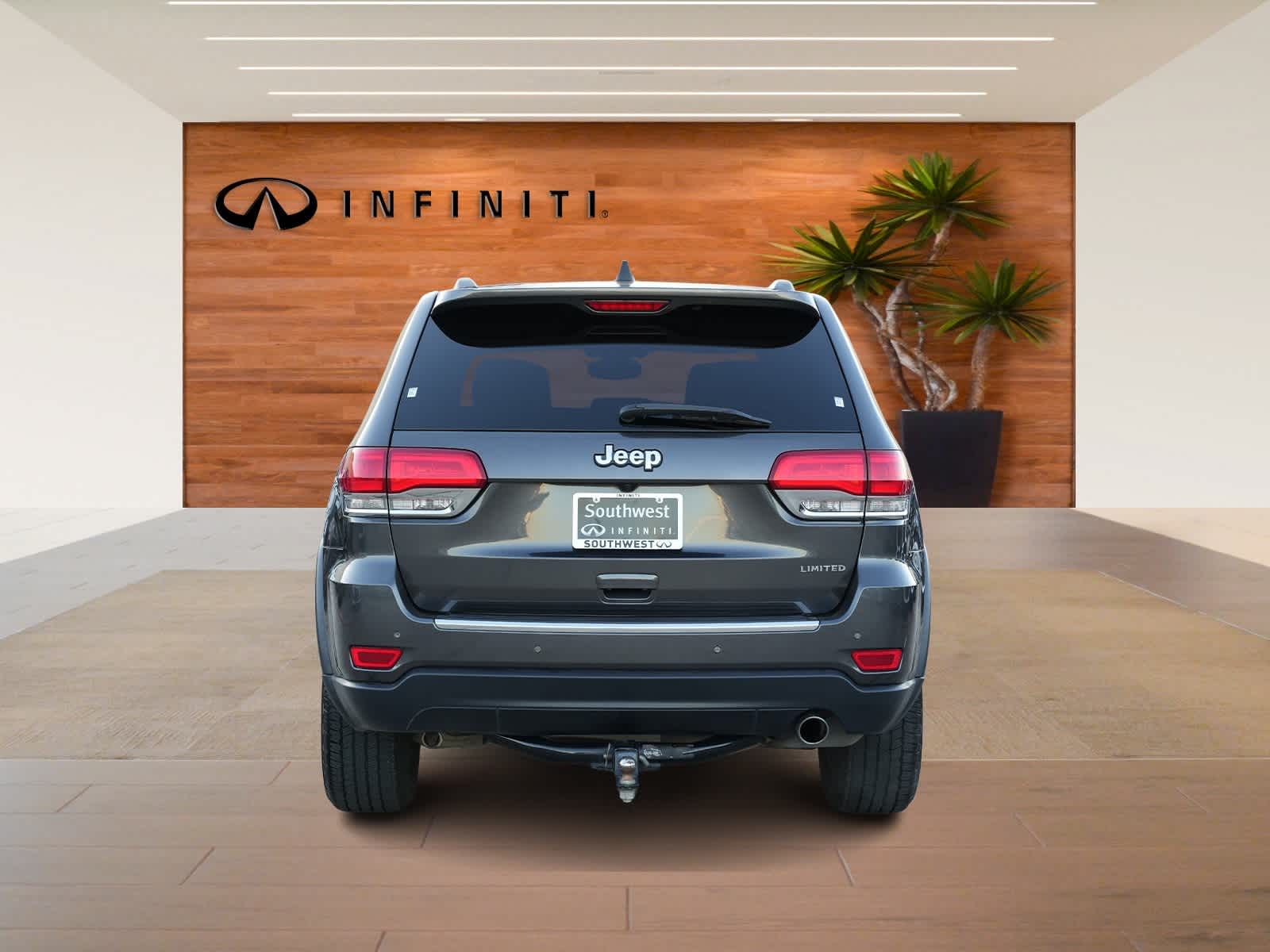 Thumbnail: 2018 Jeep Grand Cherokee - 6