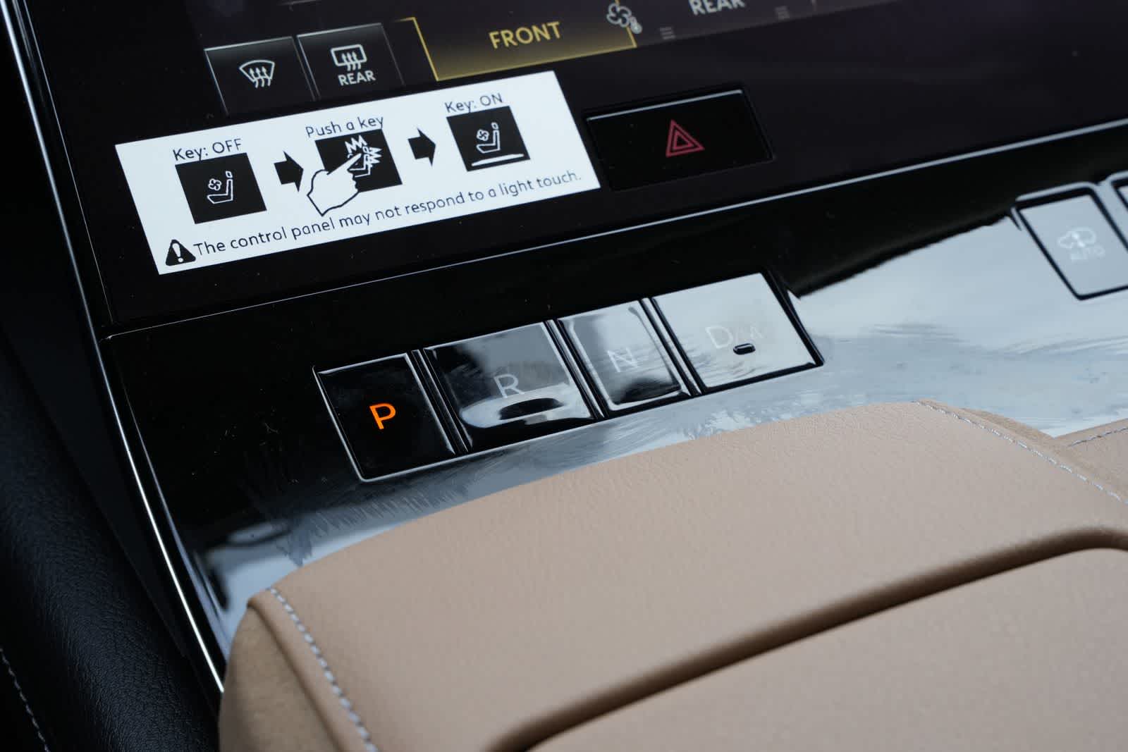 Thumbnail: 2026 INFINITI QX80 - 15