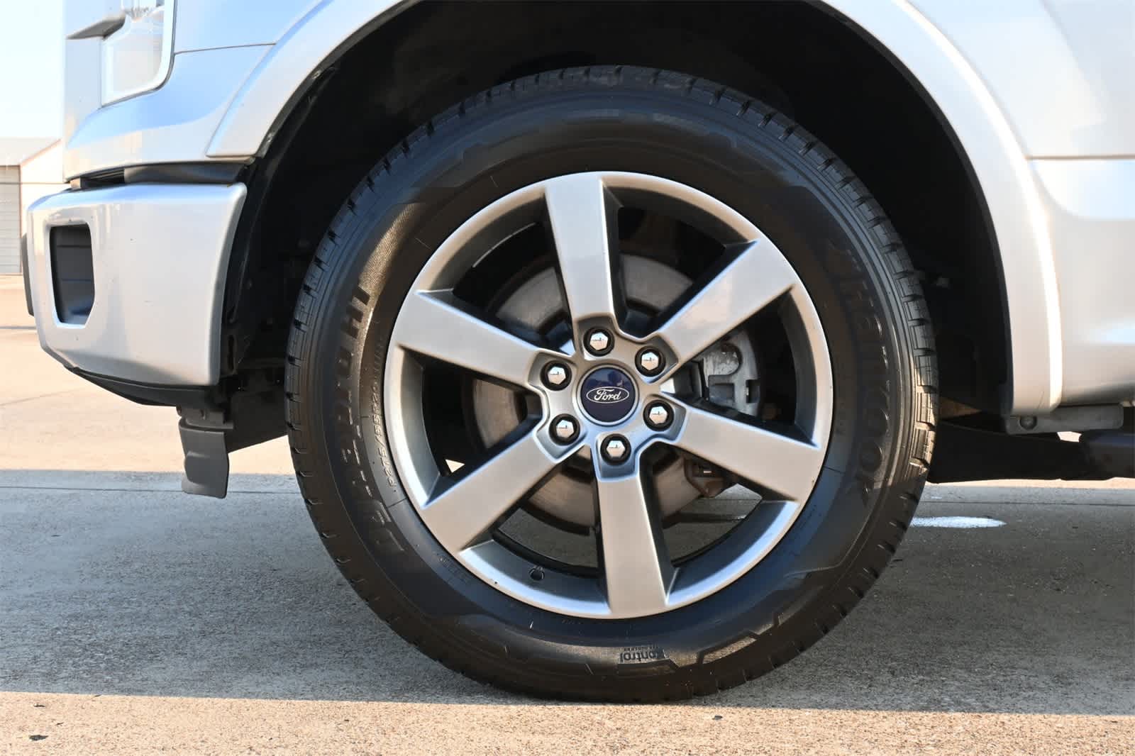 Thumbnail: 2015 Ford F-150 - 24