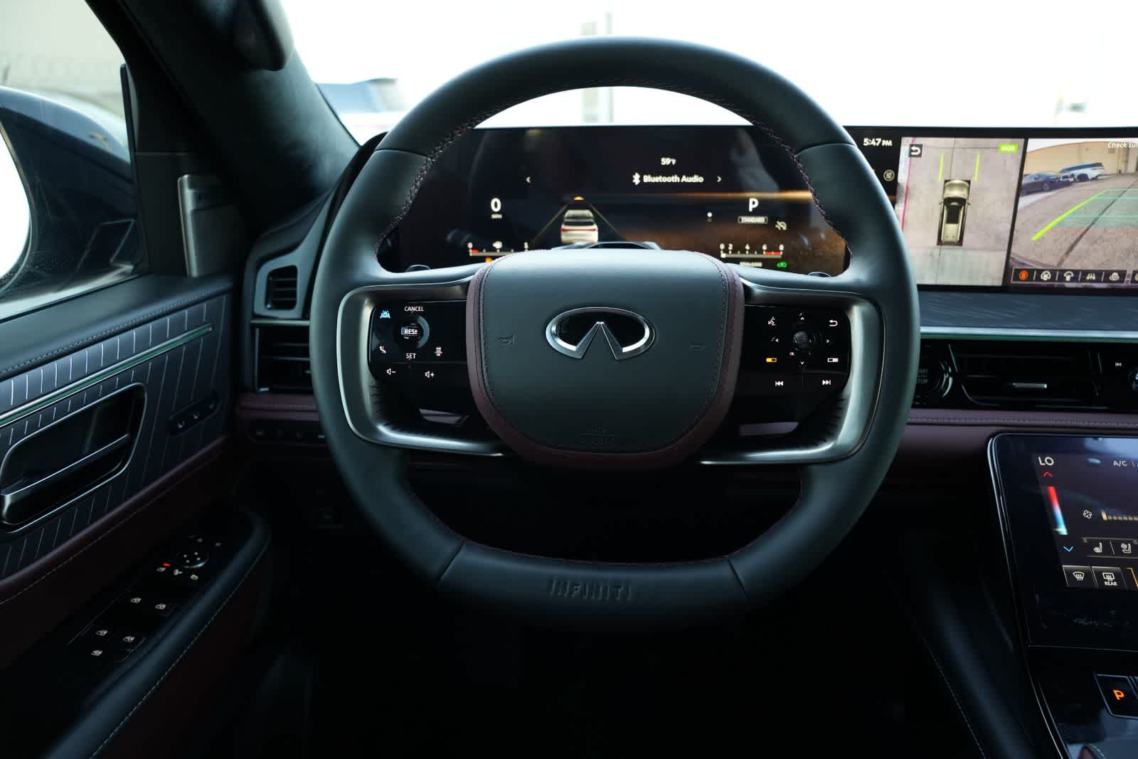 Thumbnail: 2026 INFINITI QX80 - 9