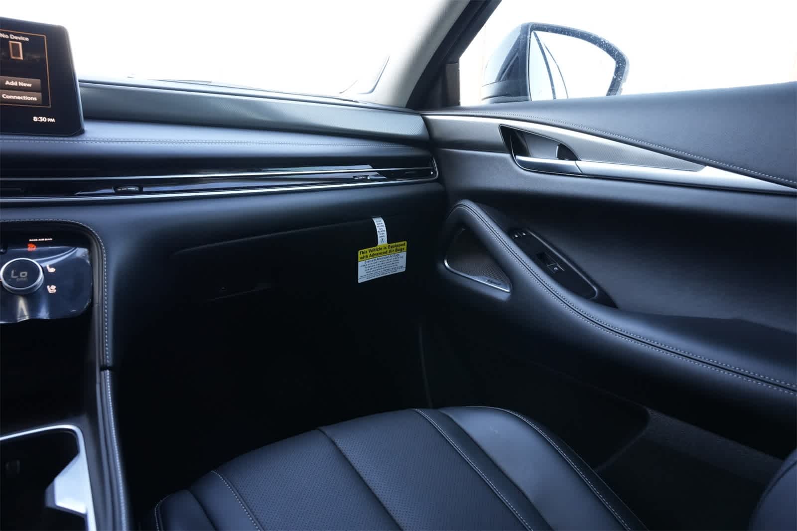 Thumbnail: 2026 INFINITI QX60 - 8