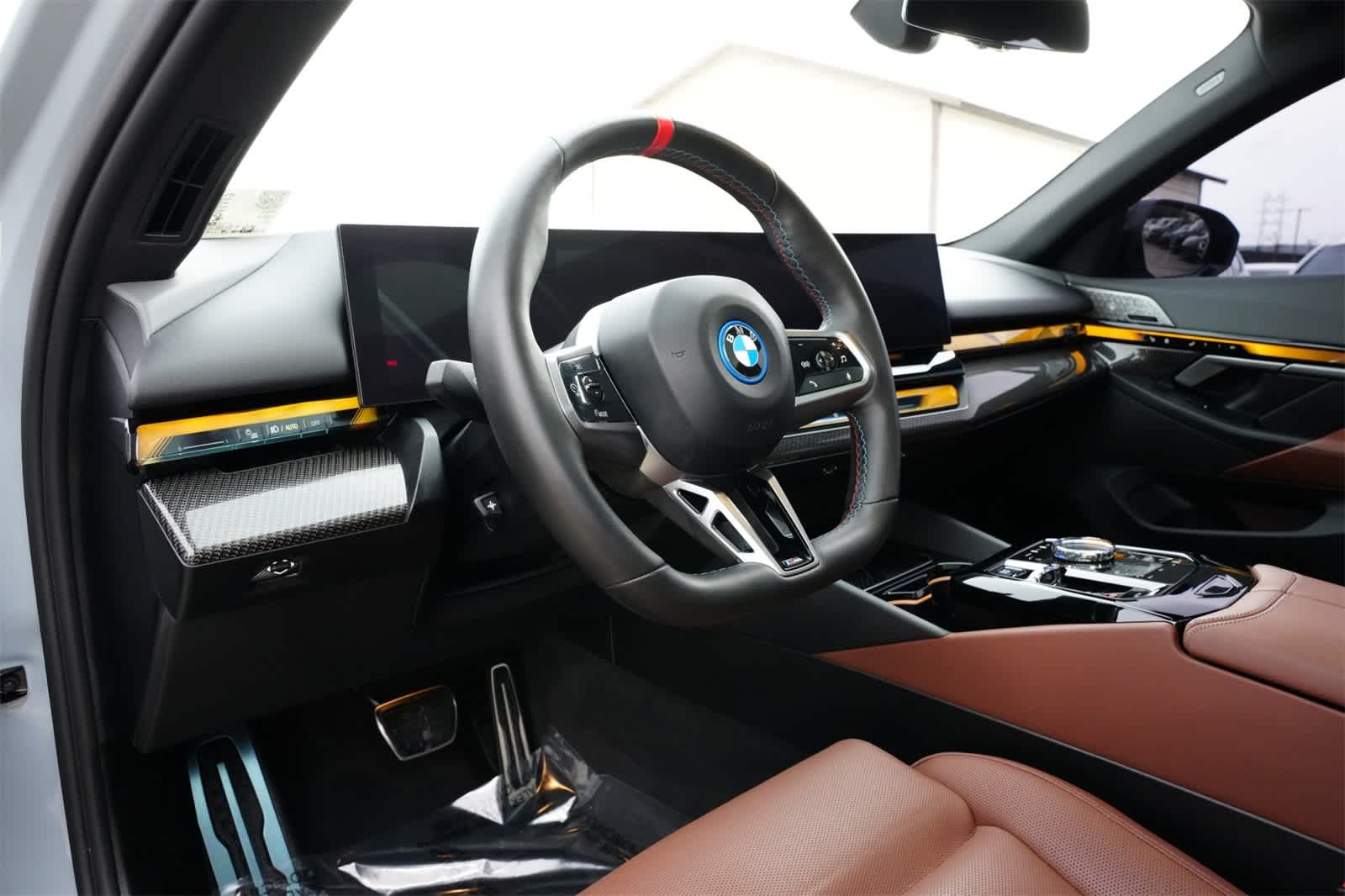 Thumbnail: 2024 BMW i5 - 16