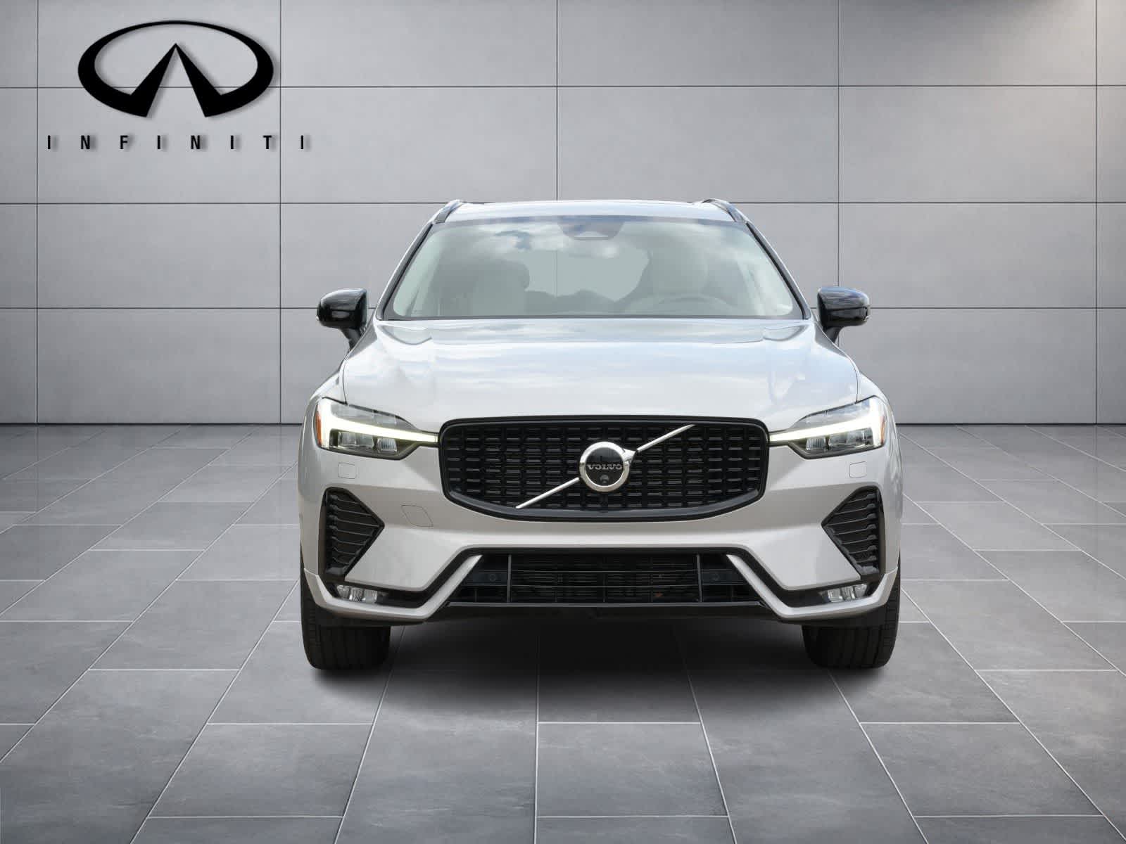 Thumbnail: 2025 Volvo XC60 - 2