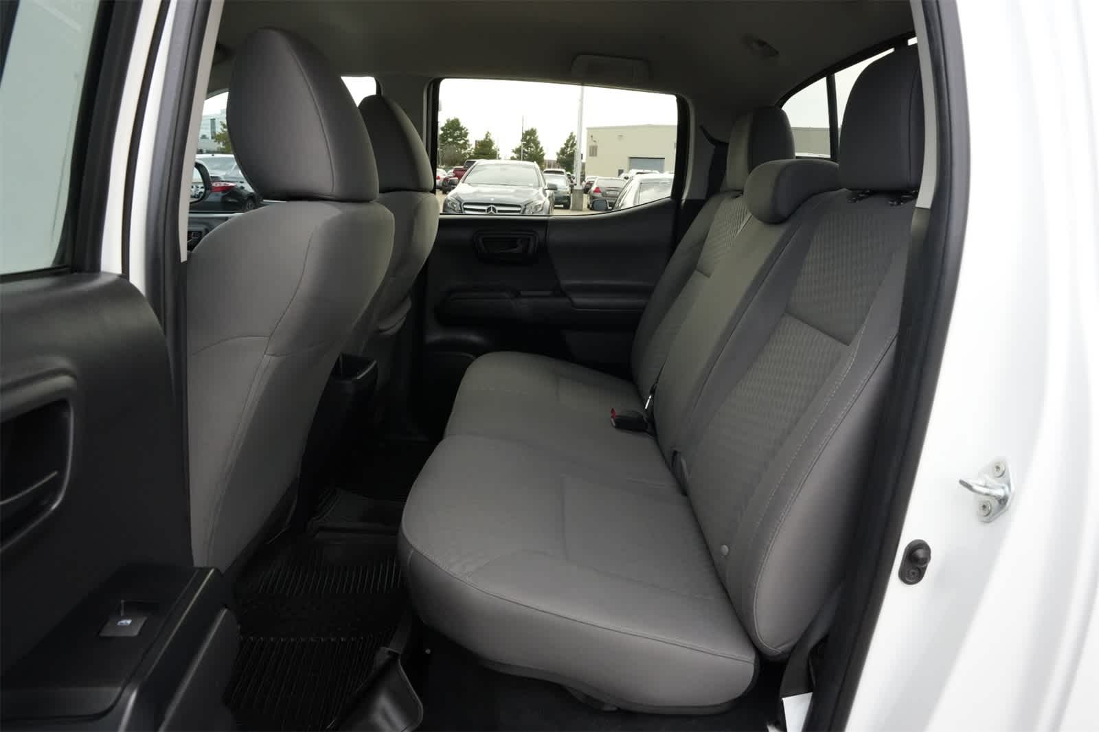 Thumbnail: 2022 Toyota Tacoma - 19