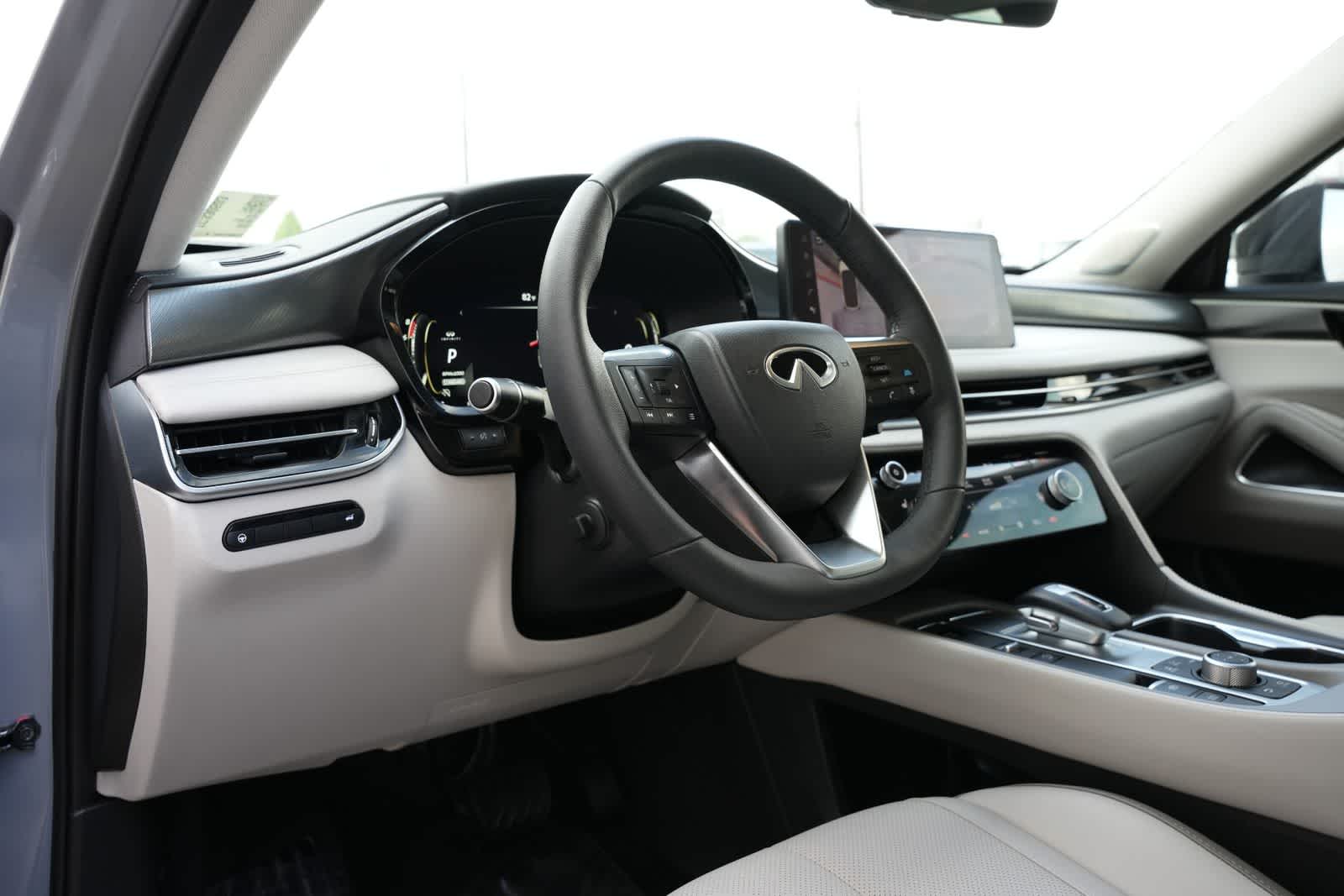 Thumbnail: 2026 INFINITI QX60 - 16