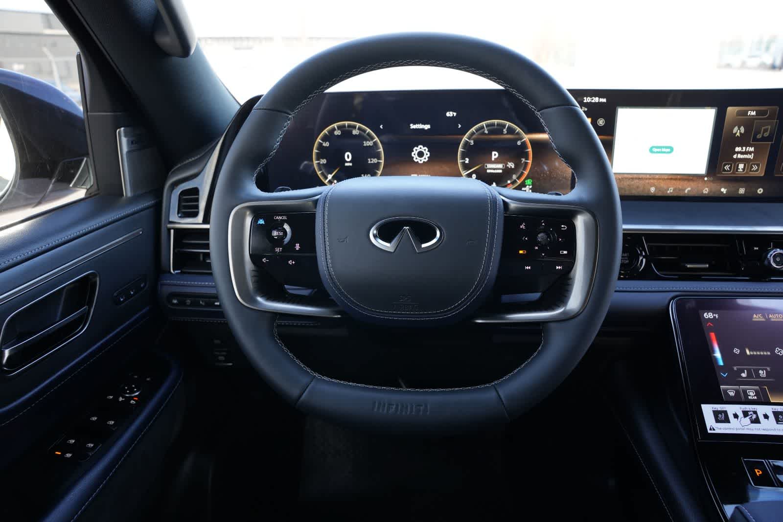 Thumbnail: 2026 INFINITI QX80 - 7