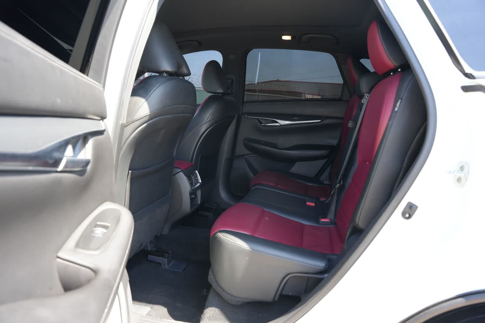 Thumbnail: 2023 INFINITI QX50 - 18