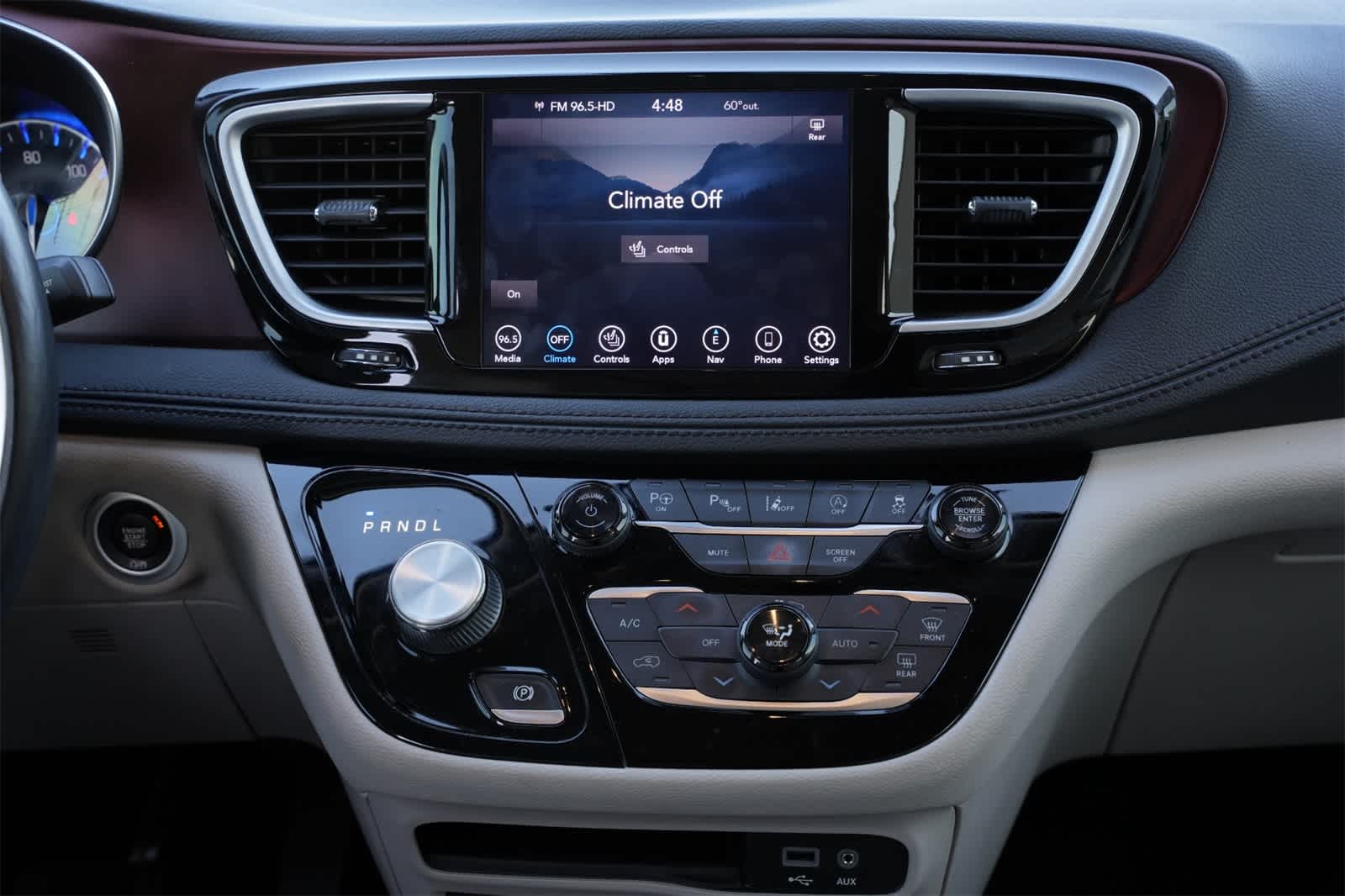 Thumbnail: 2020 Chrysler Pacifica - 12