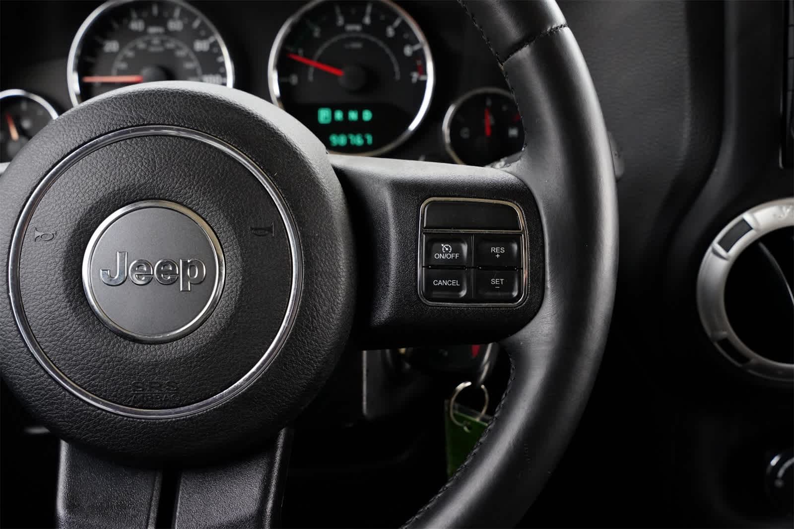 Thumbnail: 2014 Jeep Wrangler - 11
