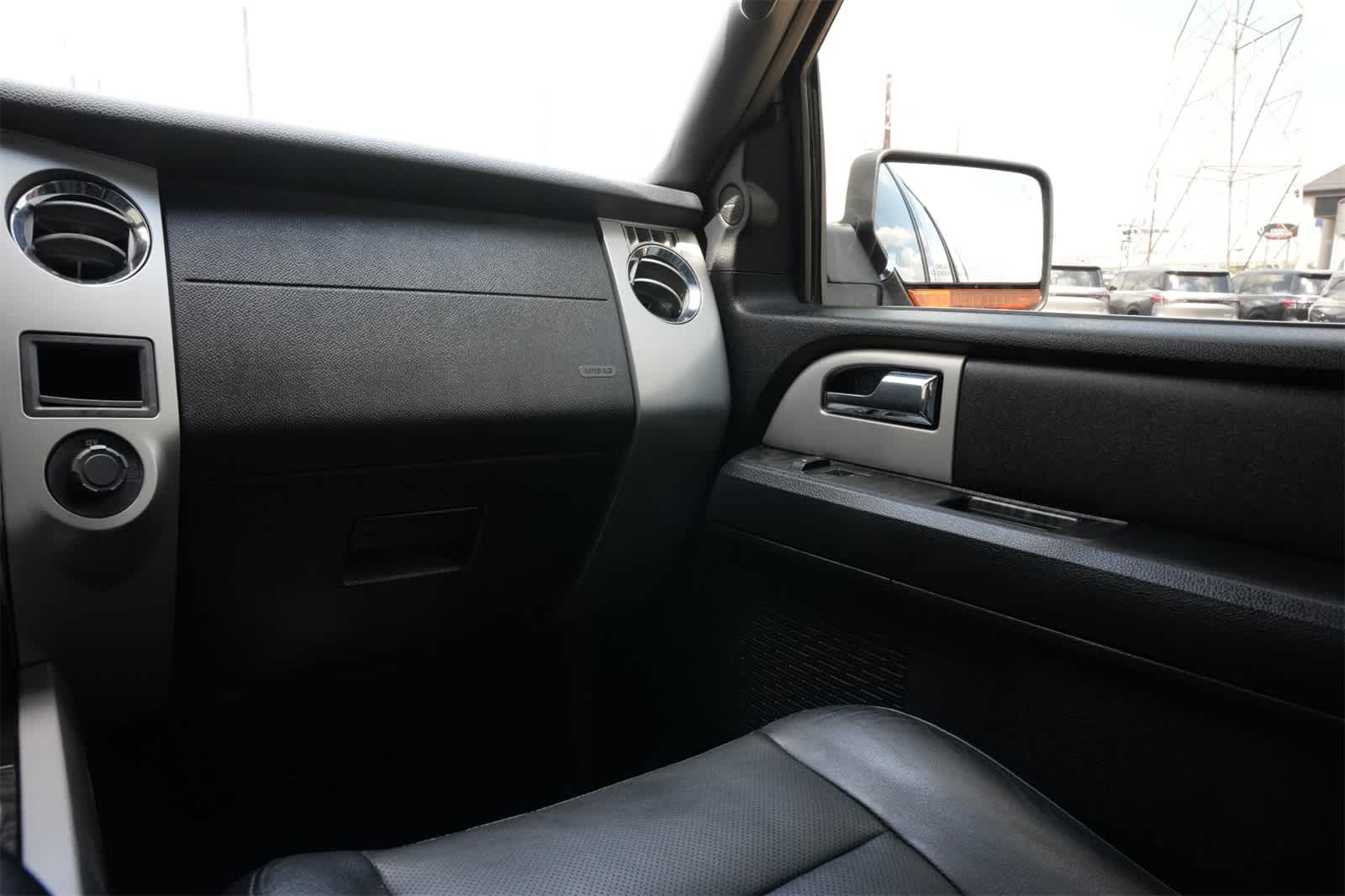 Thumbnail: 2017 Ford Expedition - 8