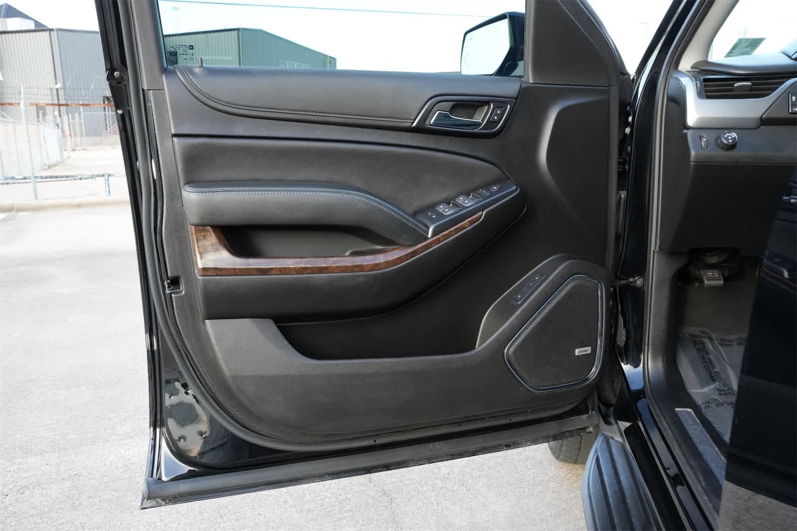 Thumbnail: 2020 Chevrolet Suburban - 17