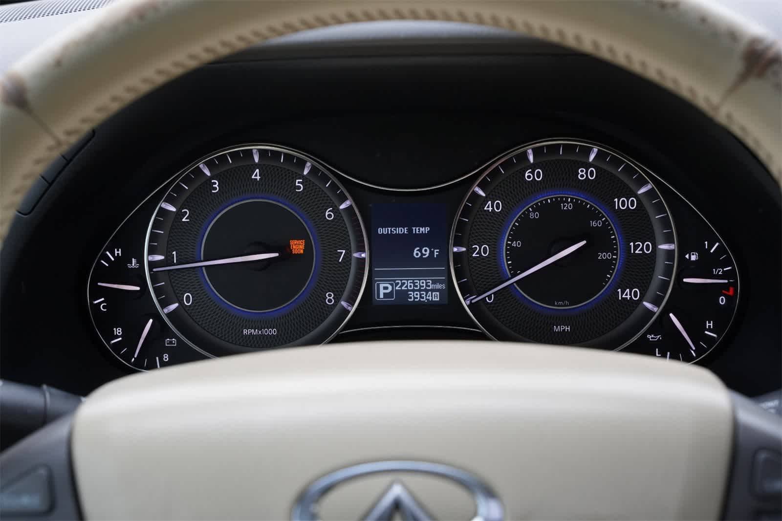 Thumbnail: 2014 INFINITI QX80 - 12