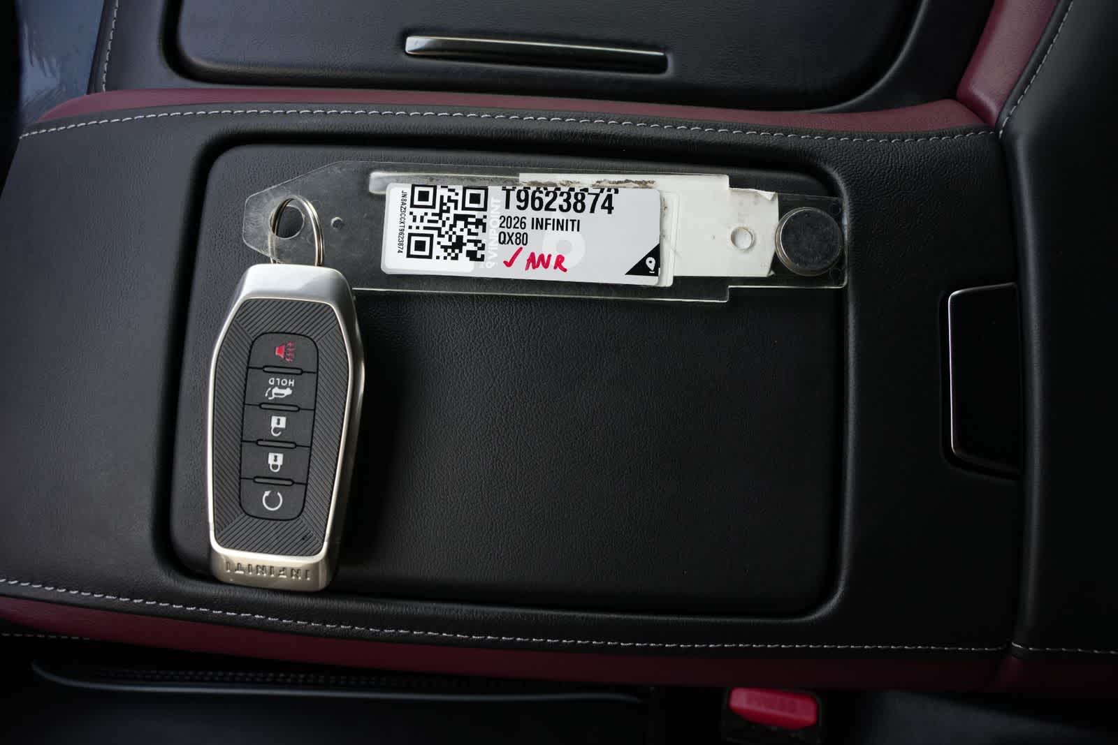 Thumbnail: 2026 INFINITI QX80 - 7