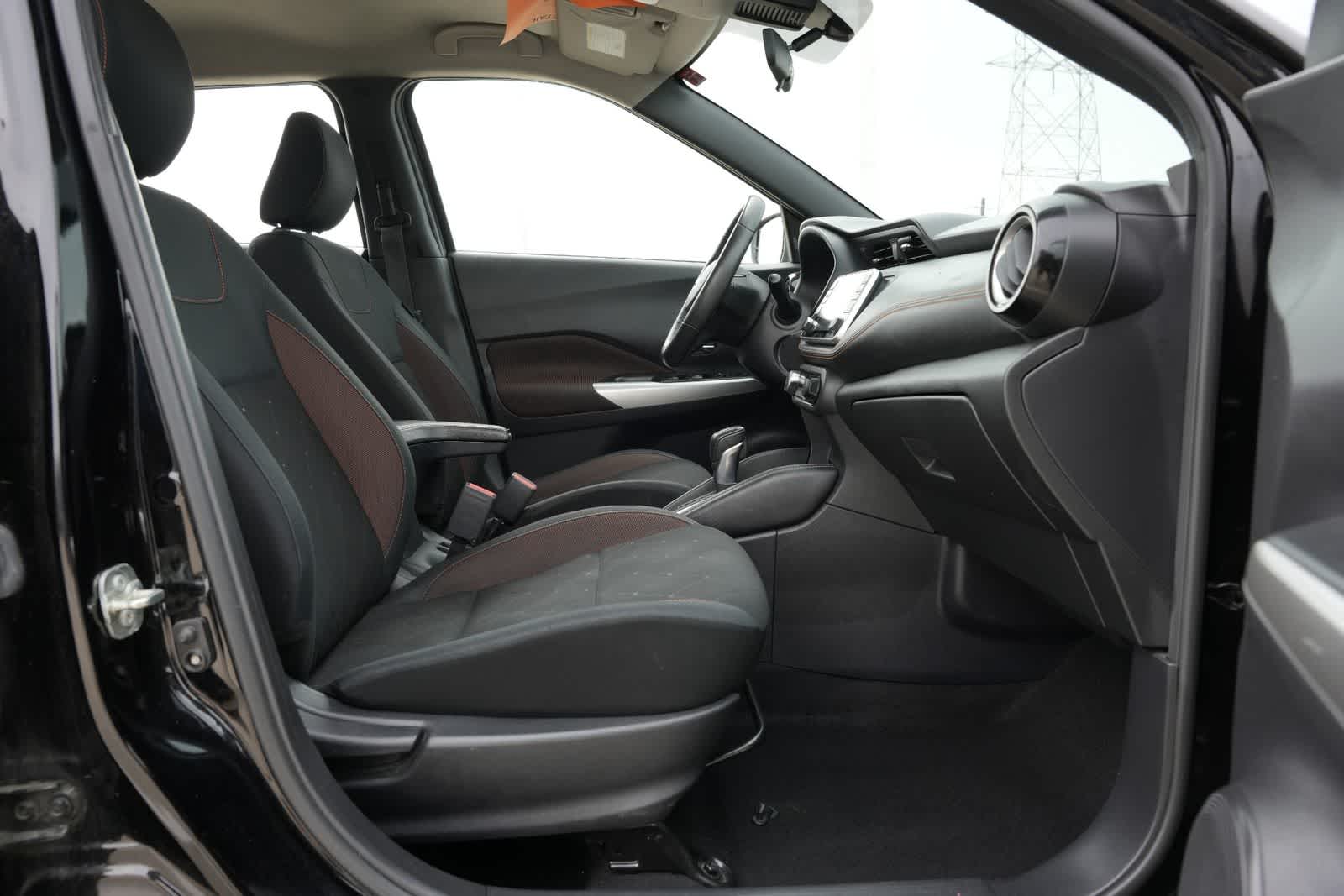 Thumbnail: 2020 Nissan Kicks - 20