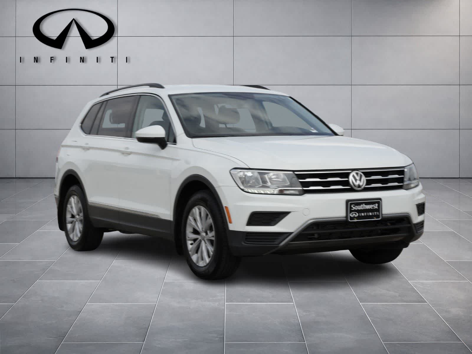 Thumbnail: 2018 Volkswagen Tiguan - 3