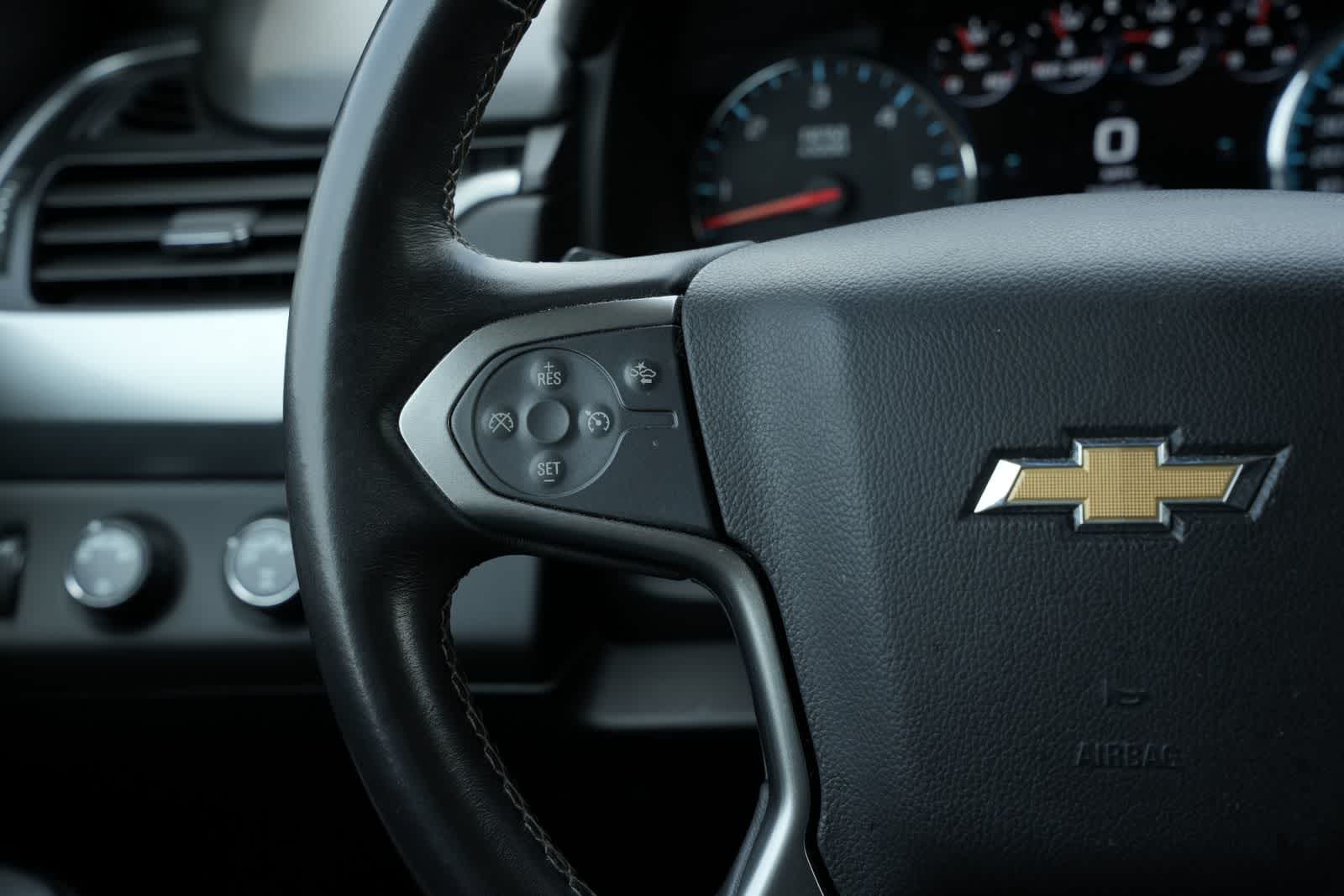 Thumbnail: 2017 Chevrolet Tahoe - 10