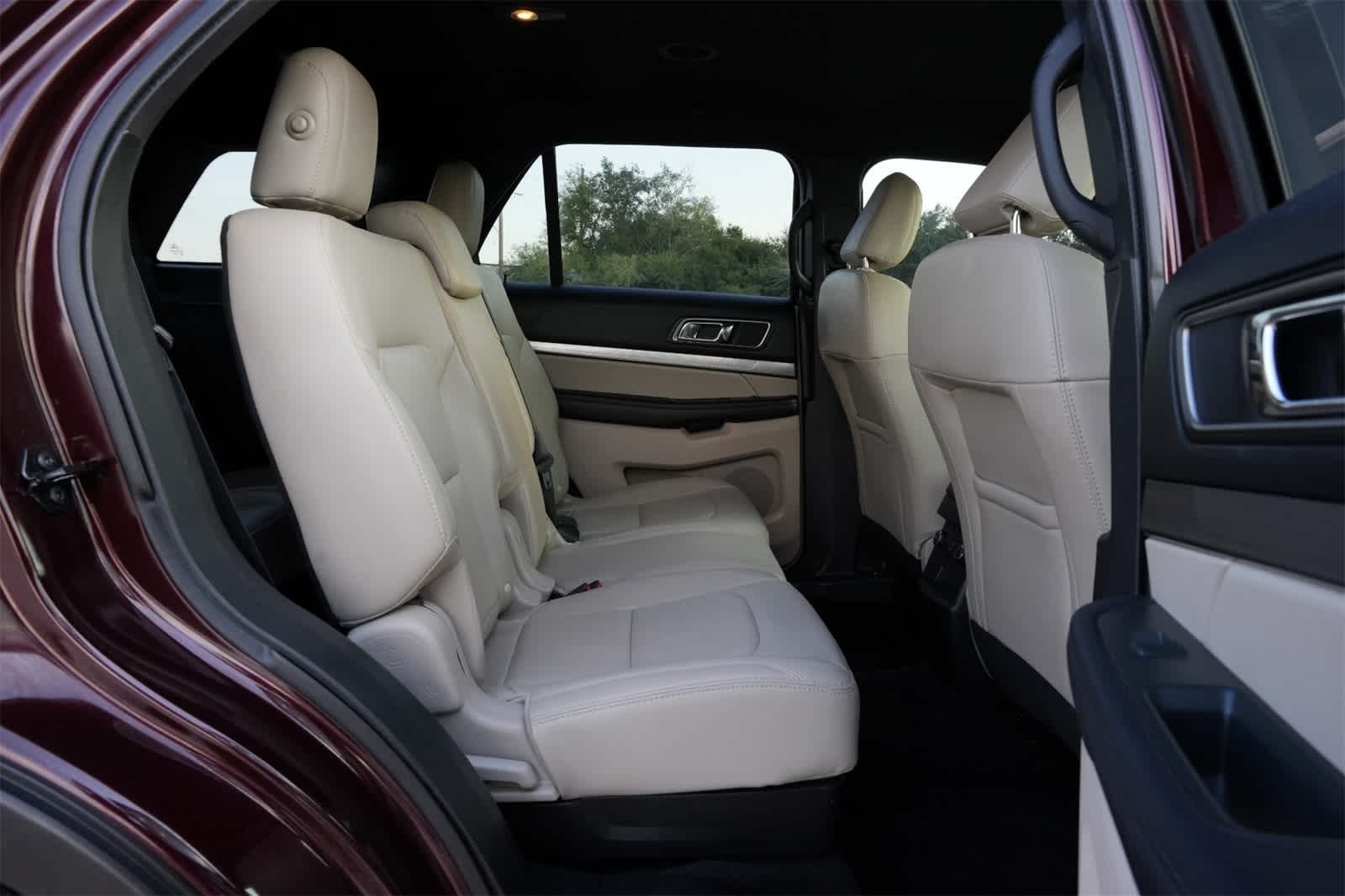 Thumbnail: 2018 Ford Explorer - 20
