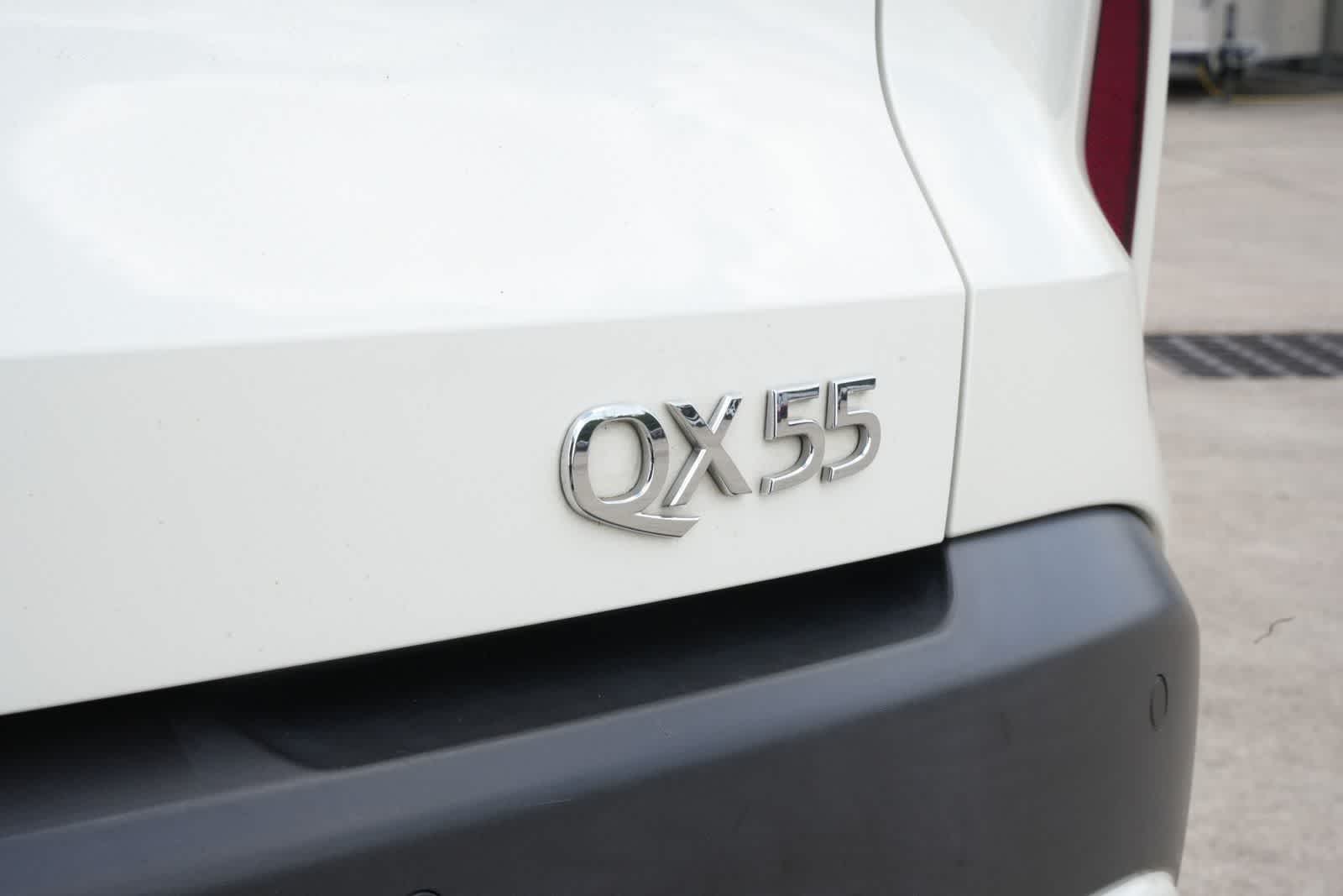 Thumbnail: 2022 INFINITI QX55 - 17
