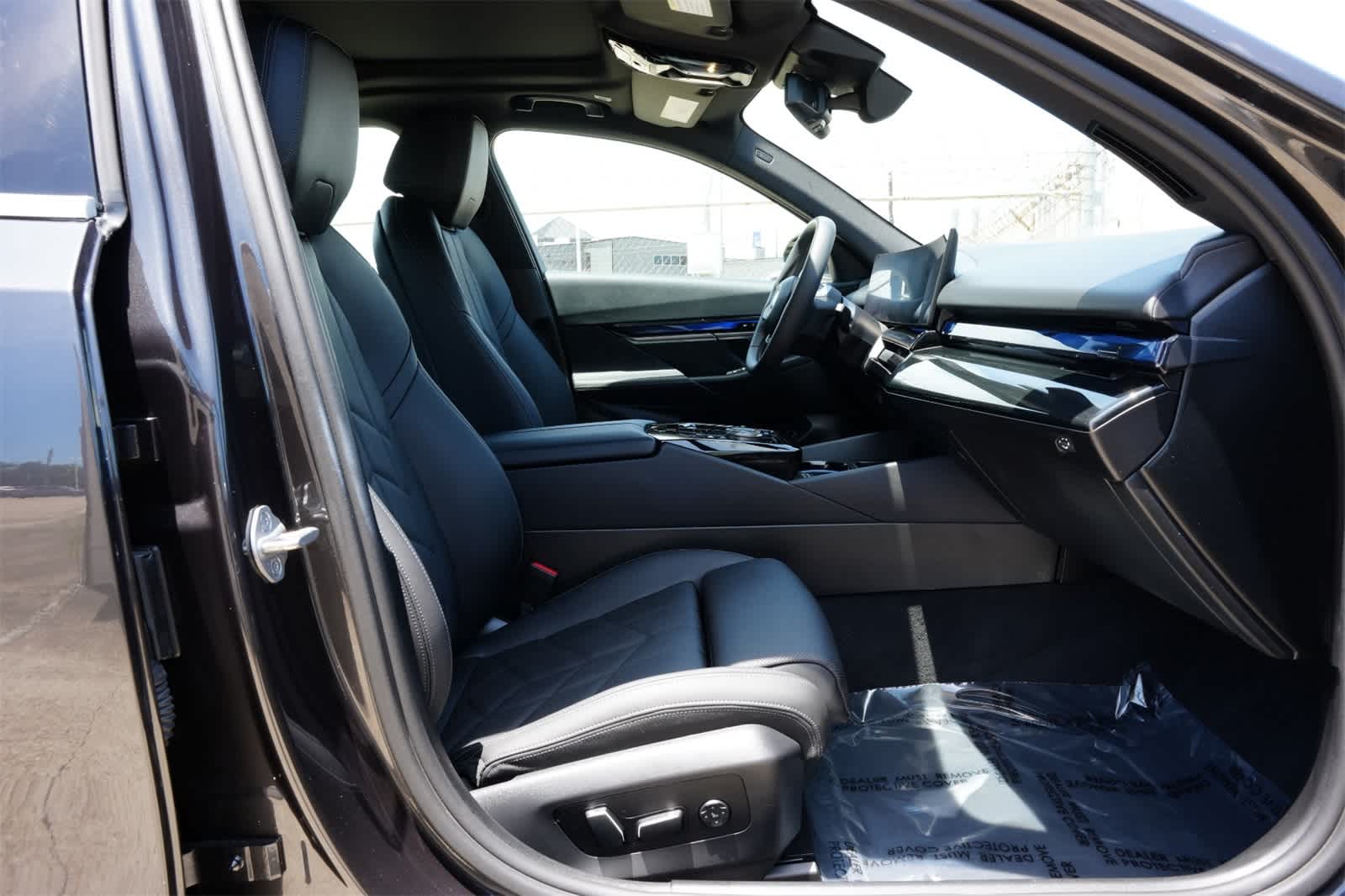 Thumbnail: 2024 BMW i5 - 23