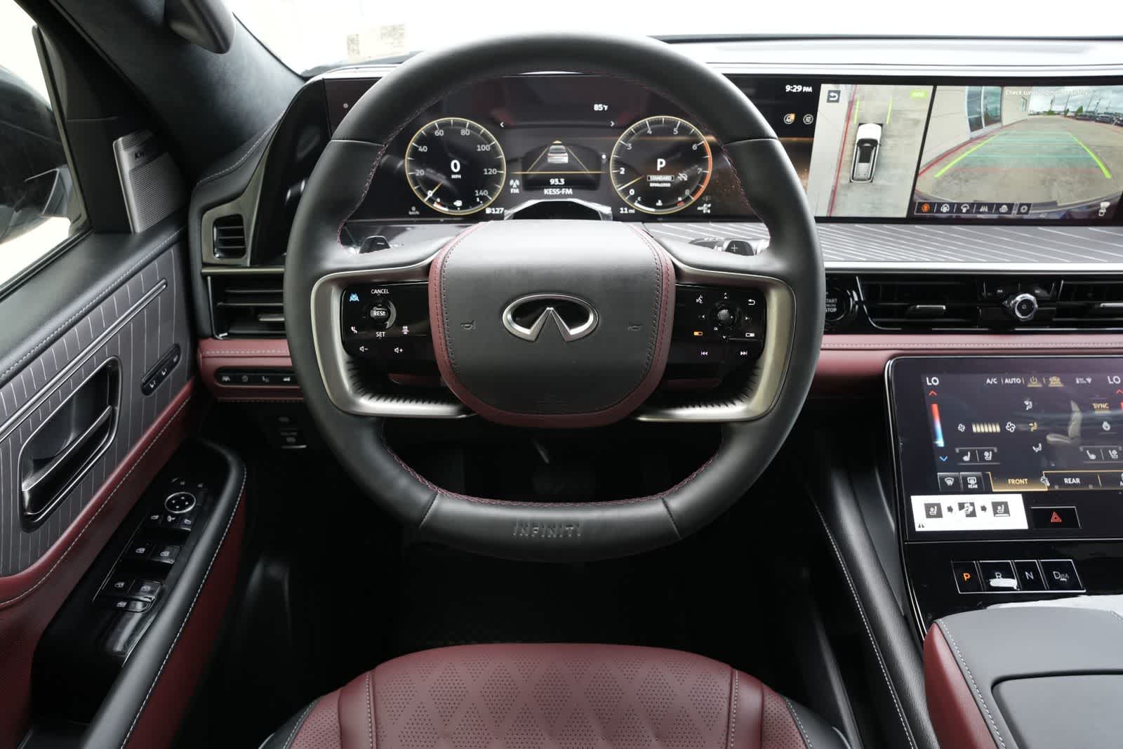 Thumbnail: 2026 INFINITI QX80 - 9