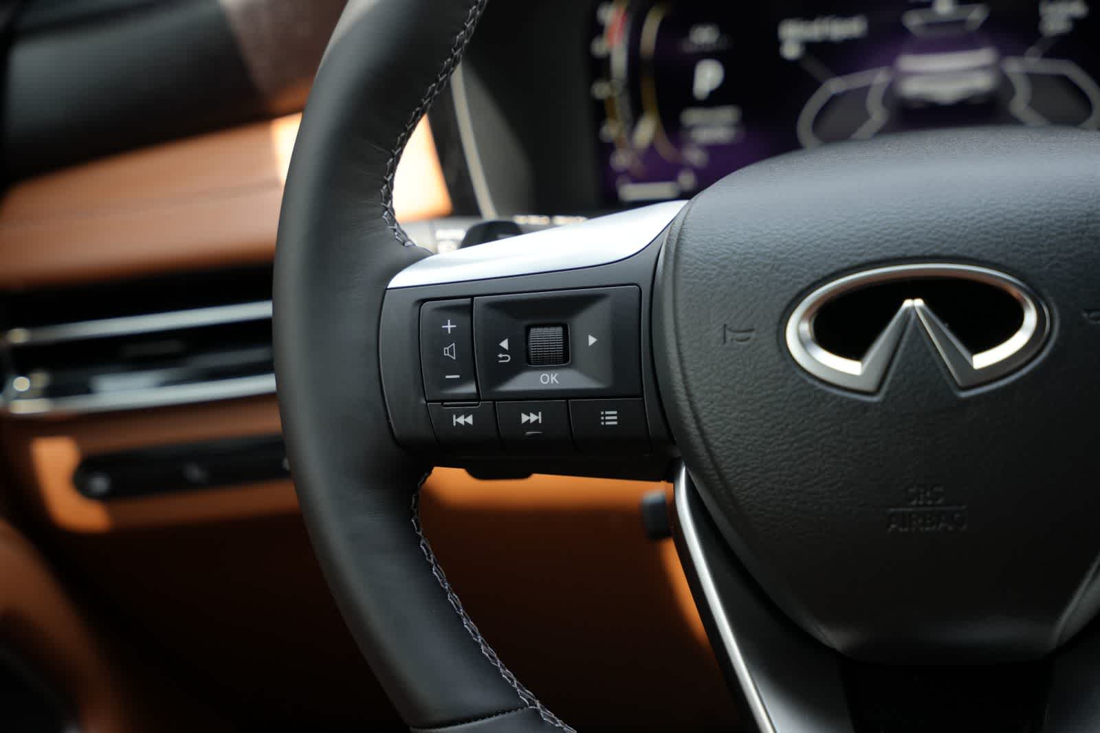 Thumbnail: 2027 INFINITI QX60 - 10