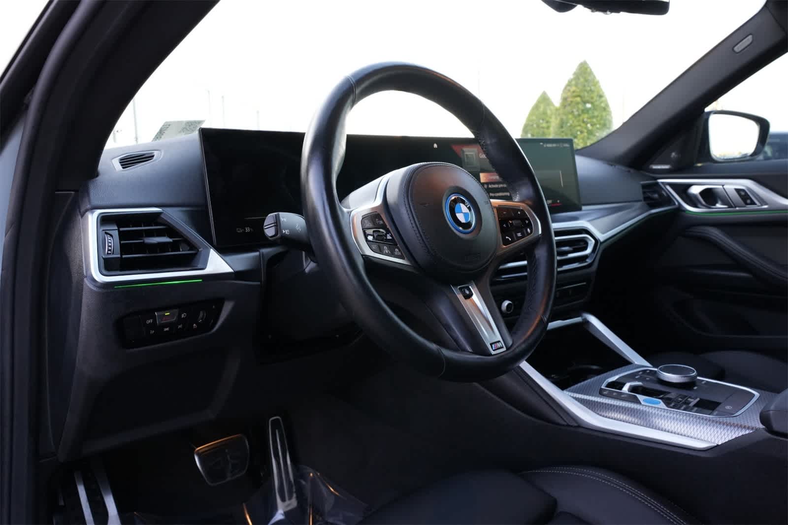 Thumbnail: 2023 BMW i4 - 15