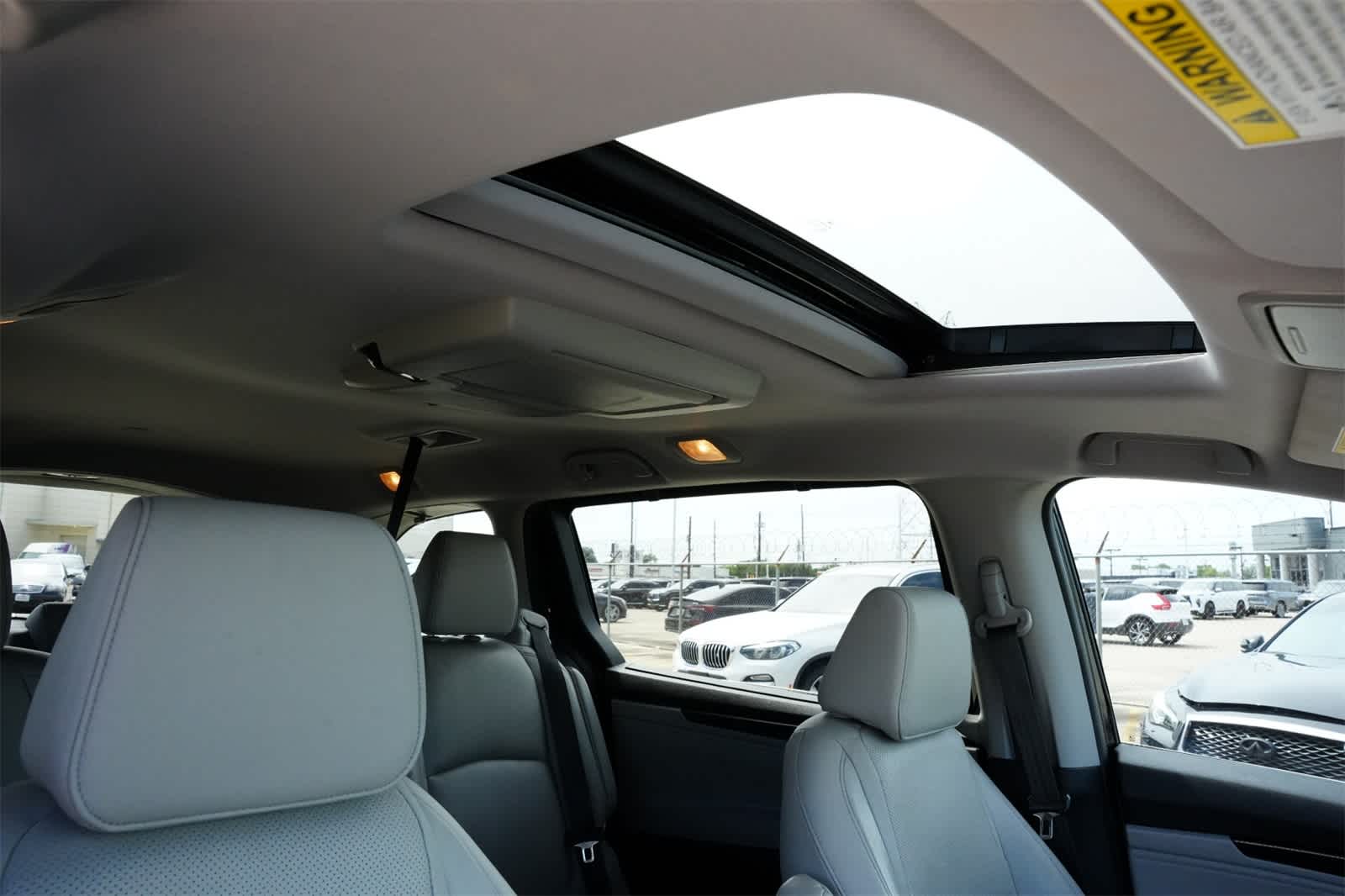Thumbnail: 2019 Honda Odyssey - 25