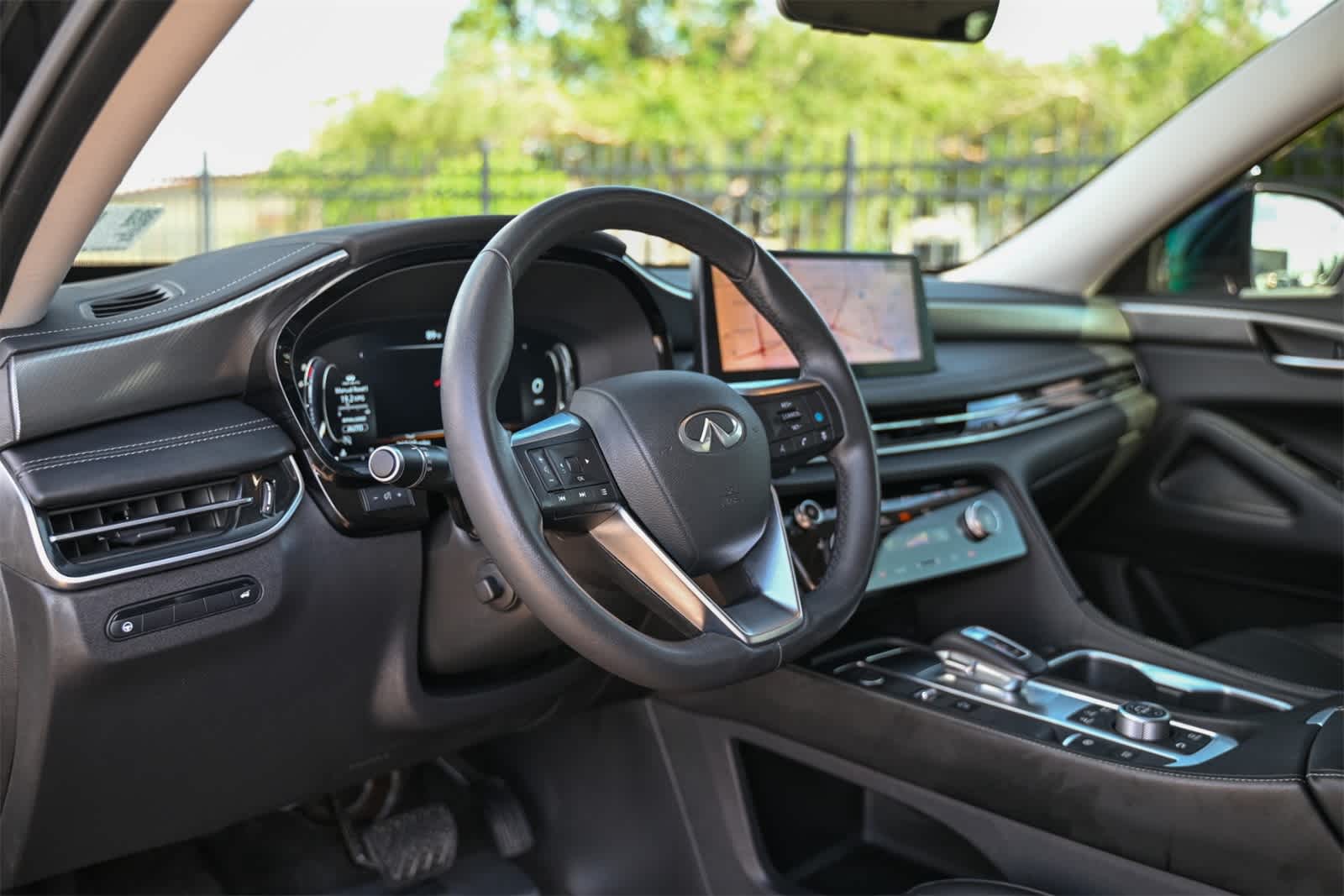 Thumbnail: 2024 INFINITI QX60 - 18