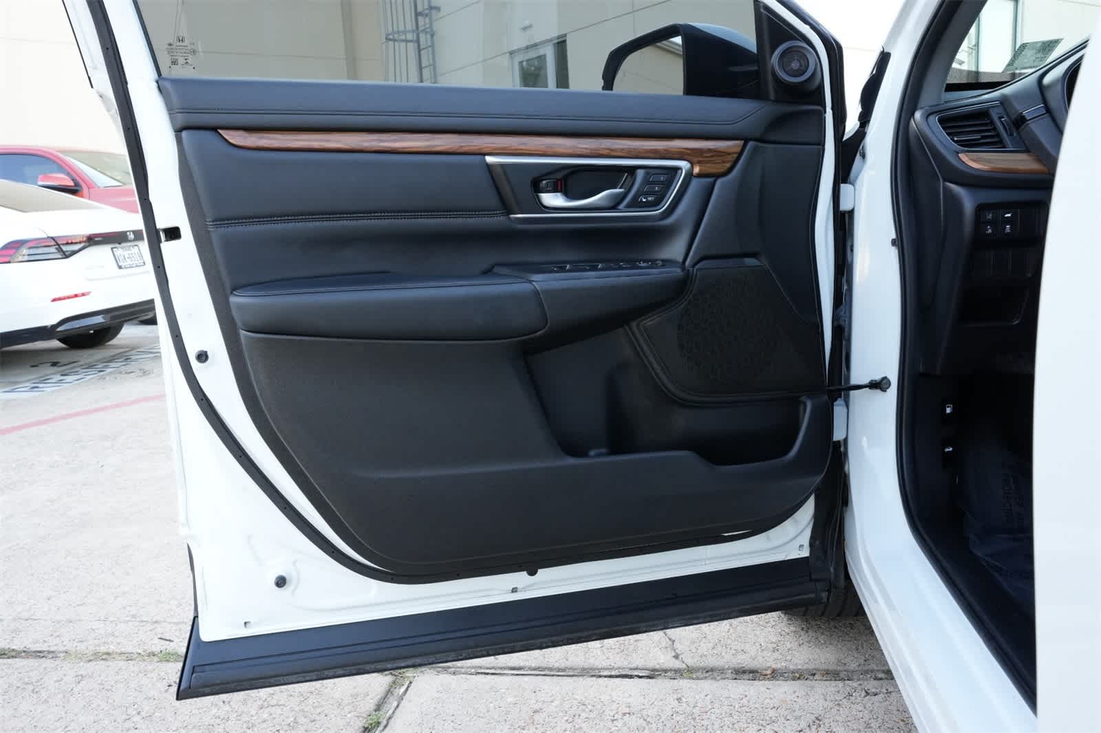 Thumbnail: 2021 Honda CR-V - 17