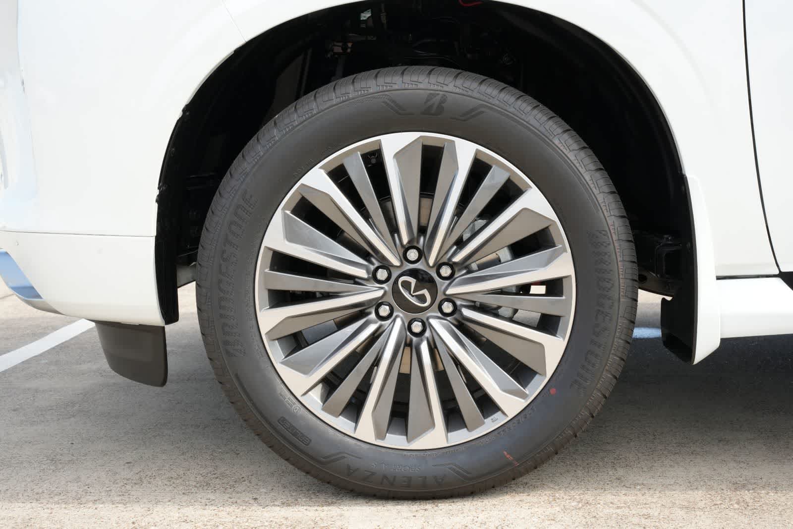 Thumbnail: 2027 INFINITI QX80 - 22