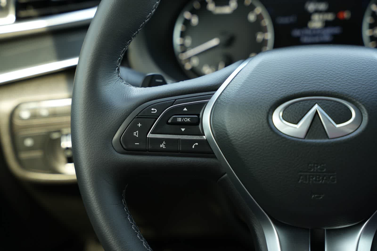 Thumbnail: 2025 INFINITI QX50 - 10